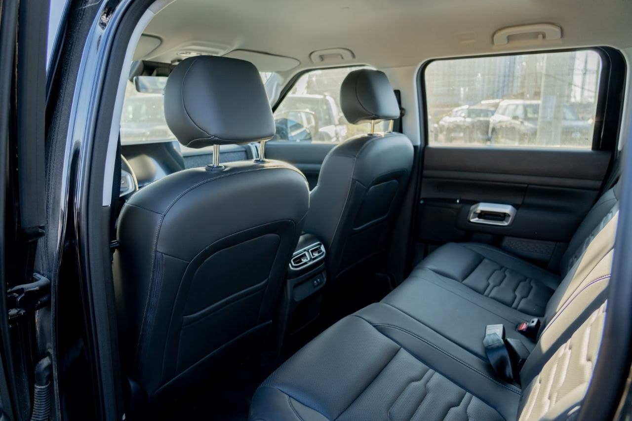 Nissan Frontier Pro — фото 10