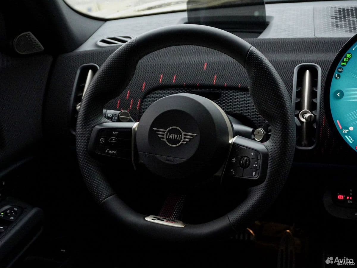 MINI John Cooper Works Countryman — фото 15