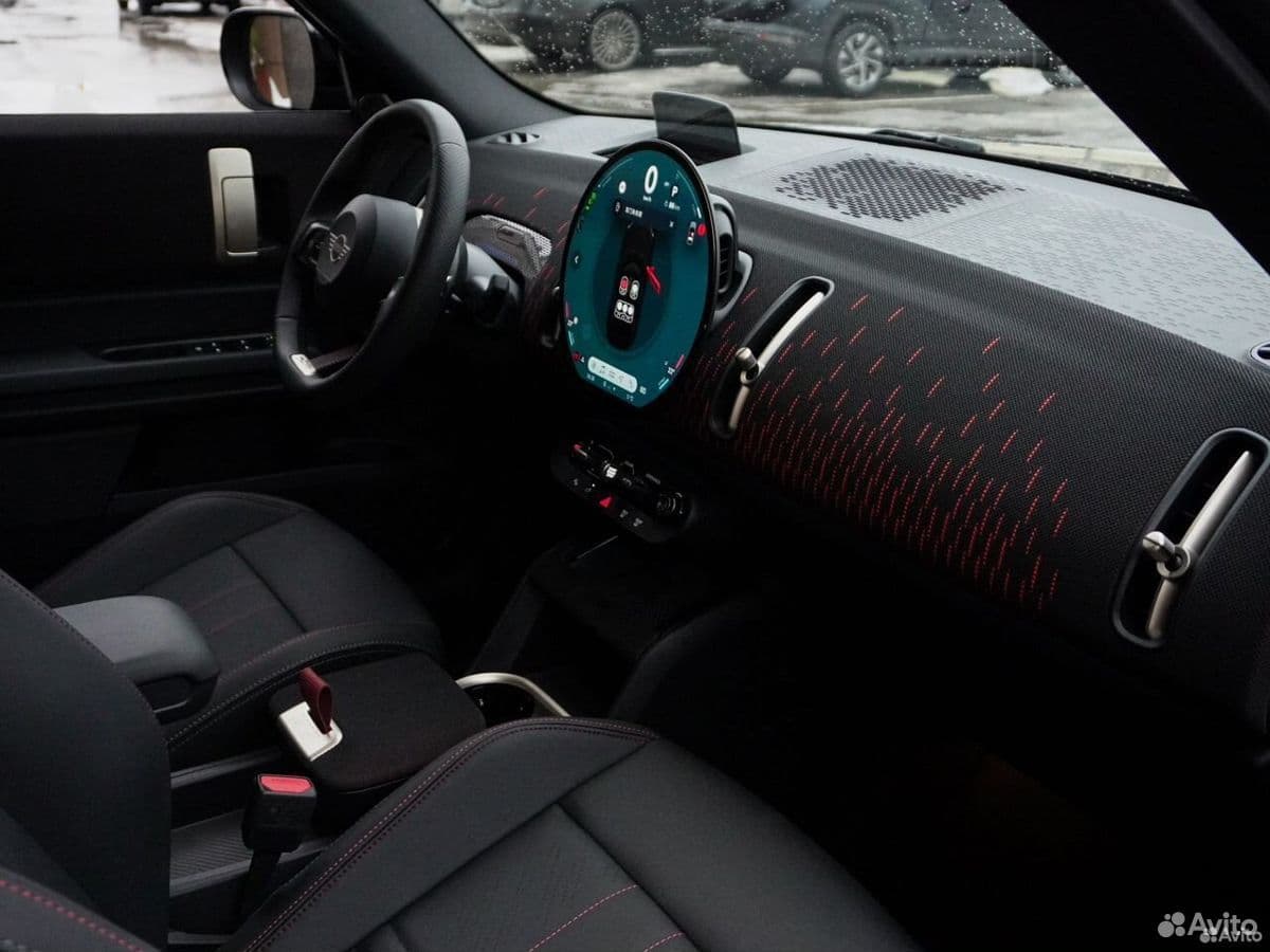 MINI John Cooper Works Countryman — фото 16