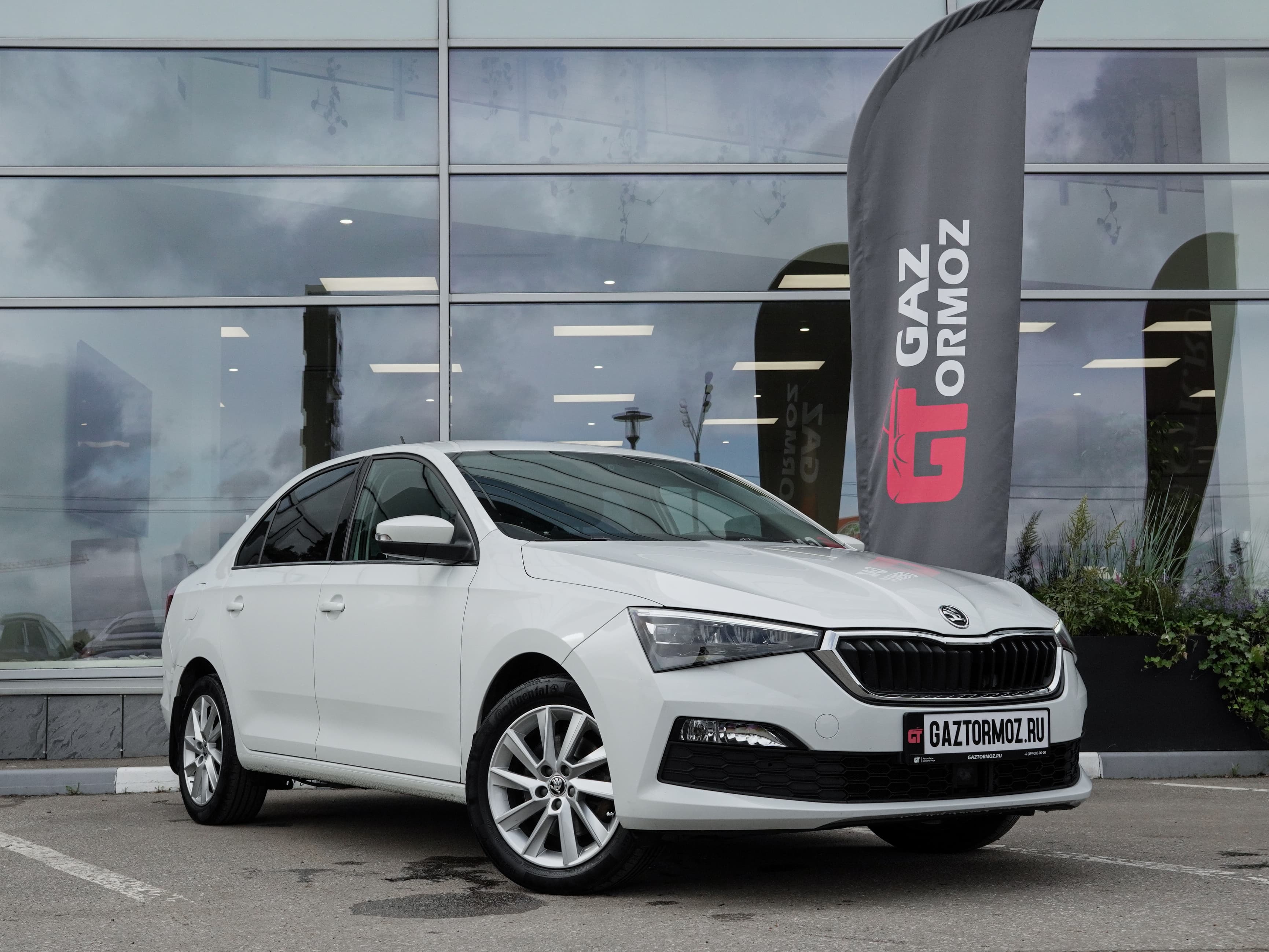 Skoda Rapid — фото 3