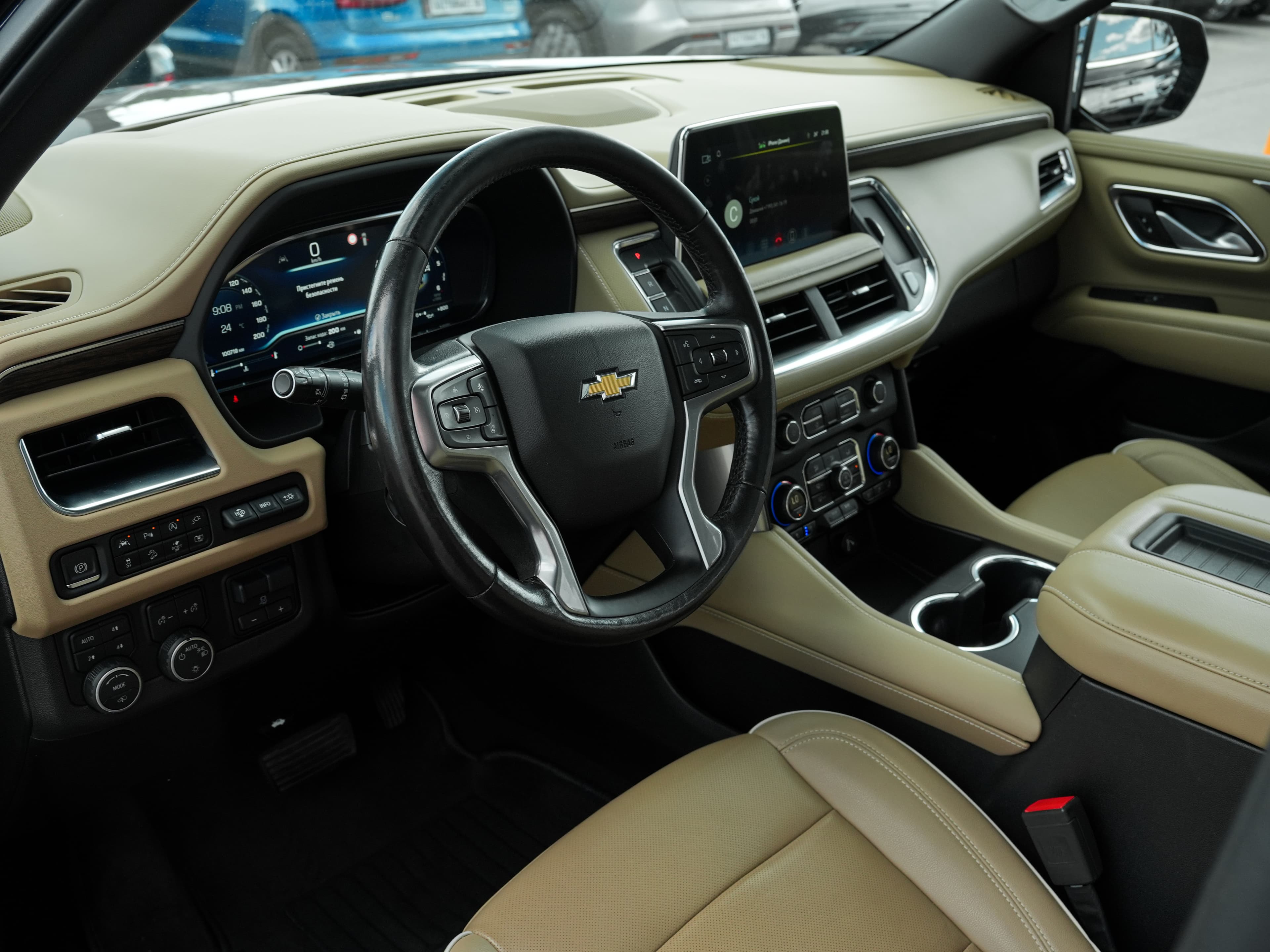 Chevrolet Tahoe — фото 11