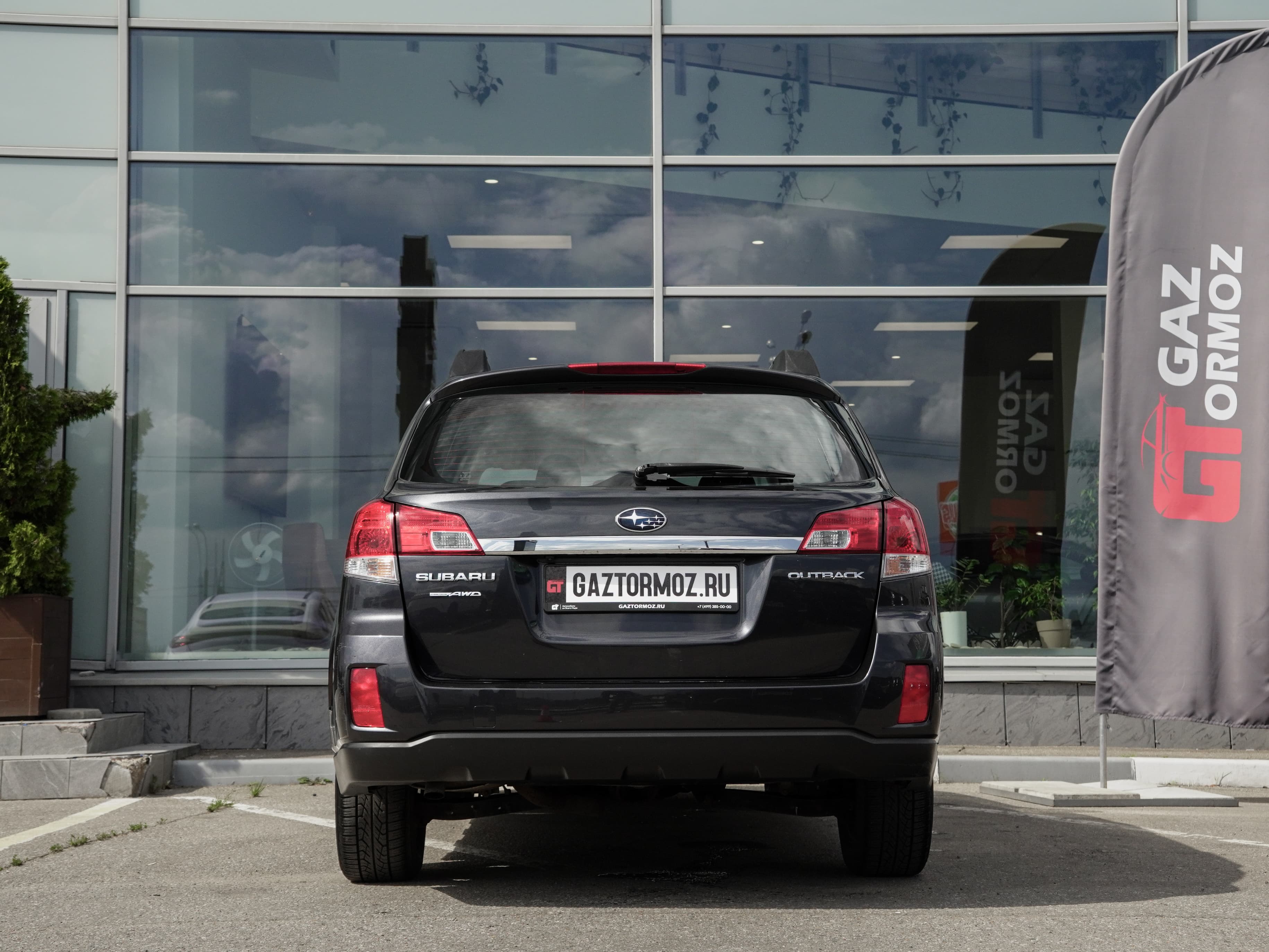 Subaru Outback — фото 6