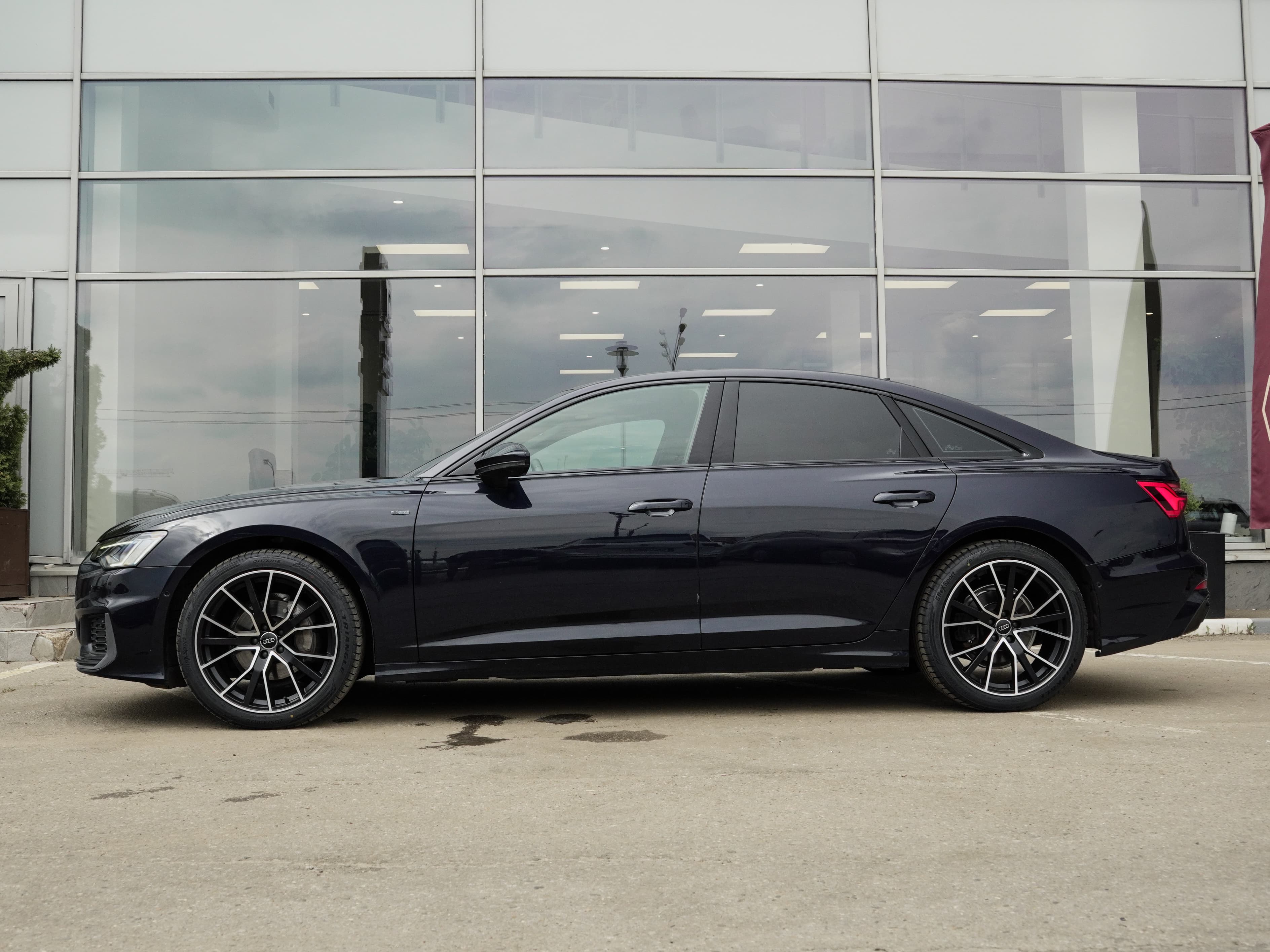 Audi A6 — фото 4
