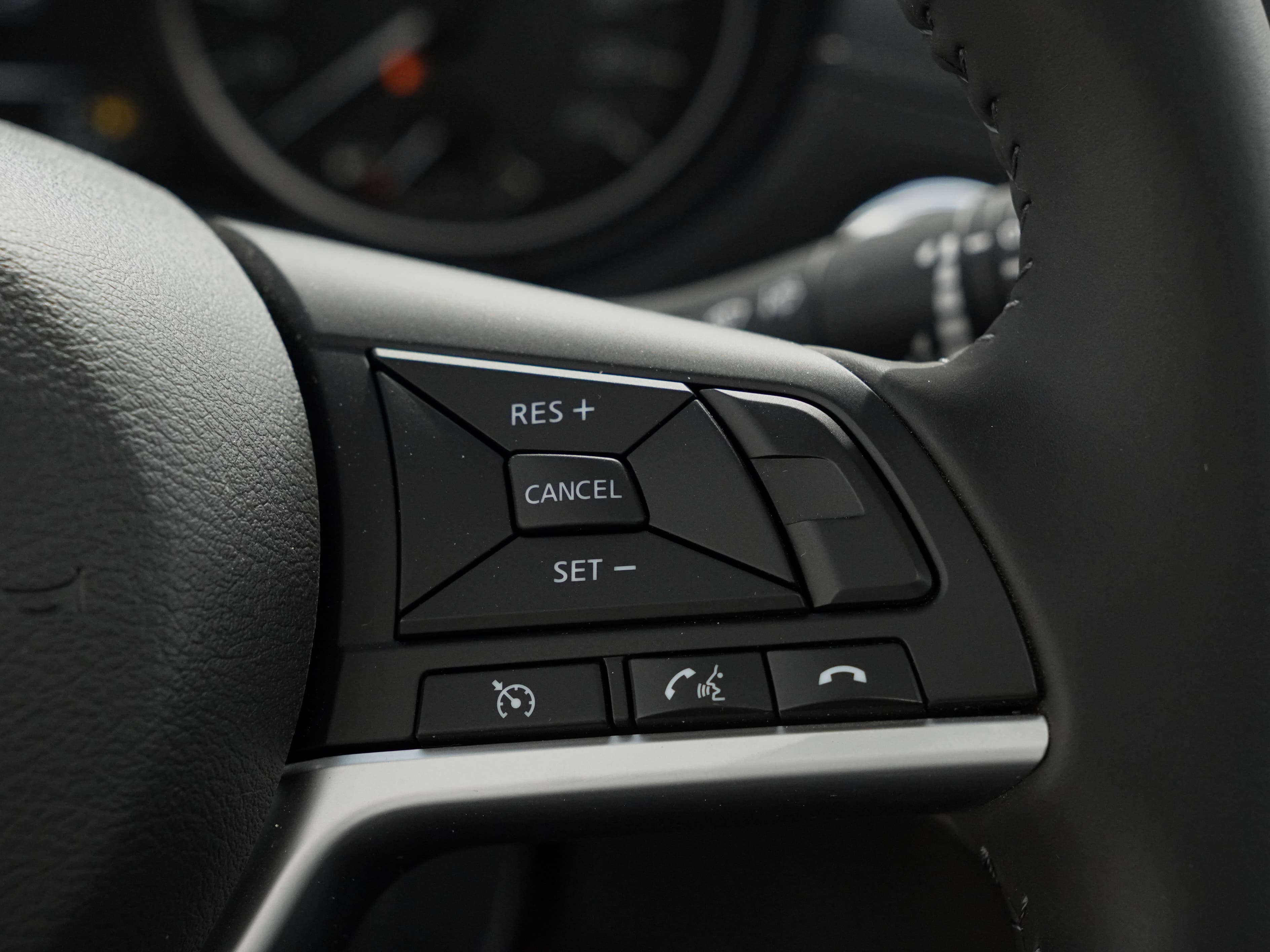 Nissan Qashqai — фото 18