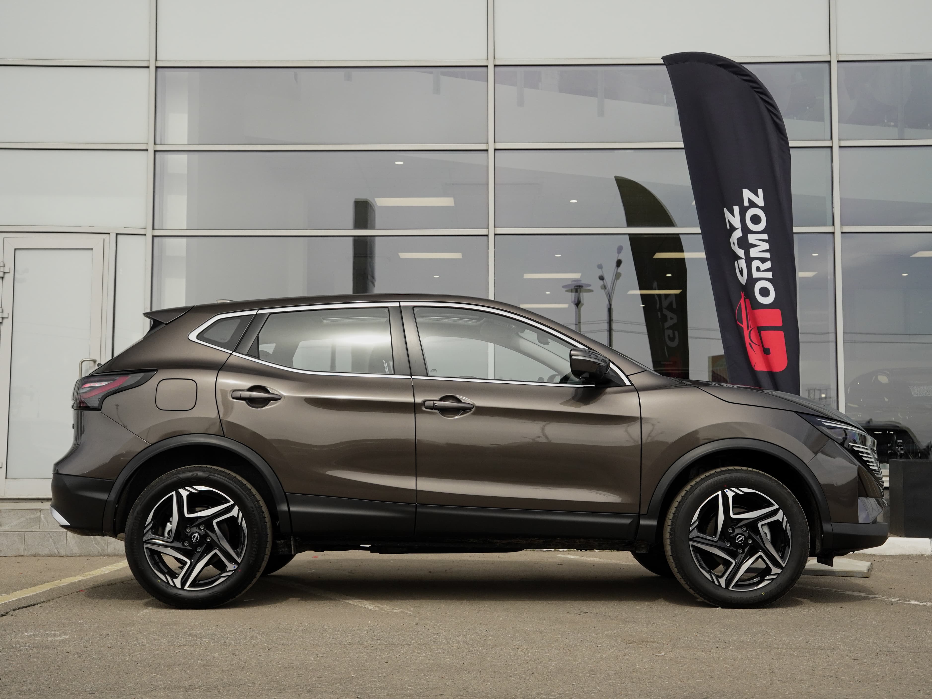 Nissan Qashqai — фото 9