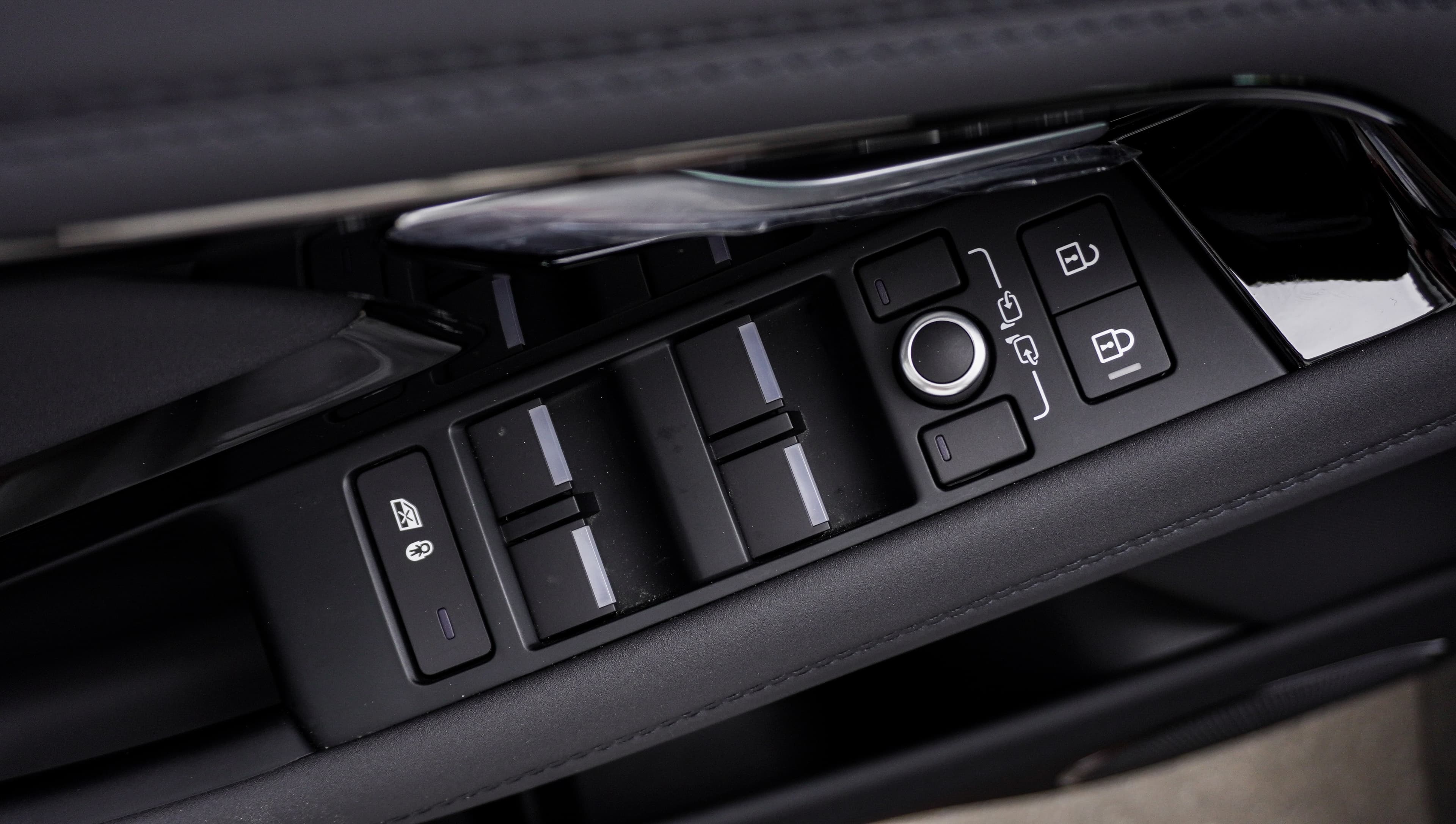 Land Rover Range Rover Evoque — фото 16