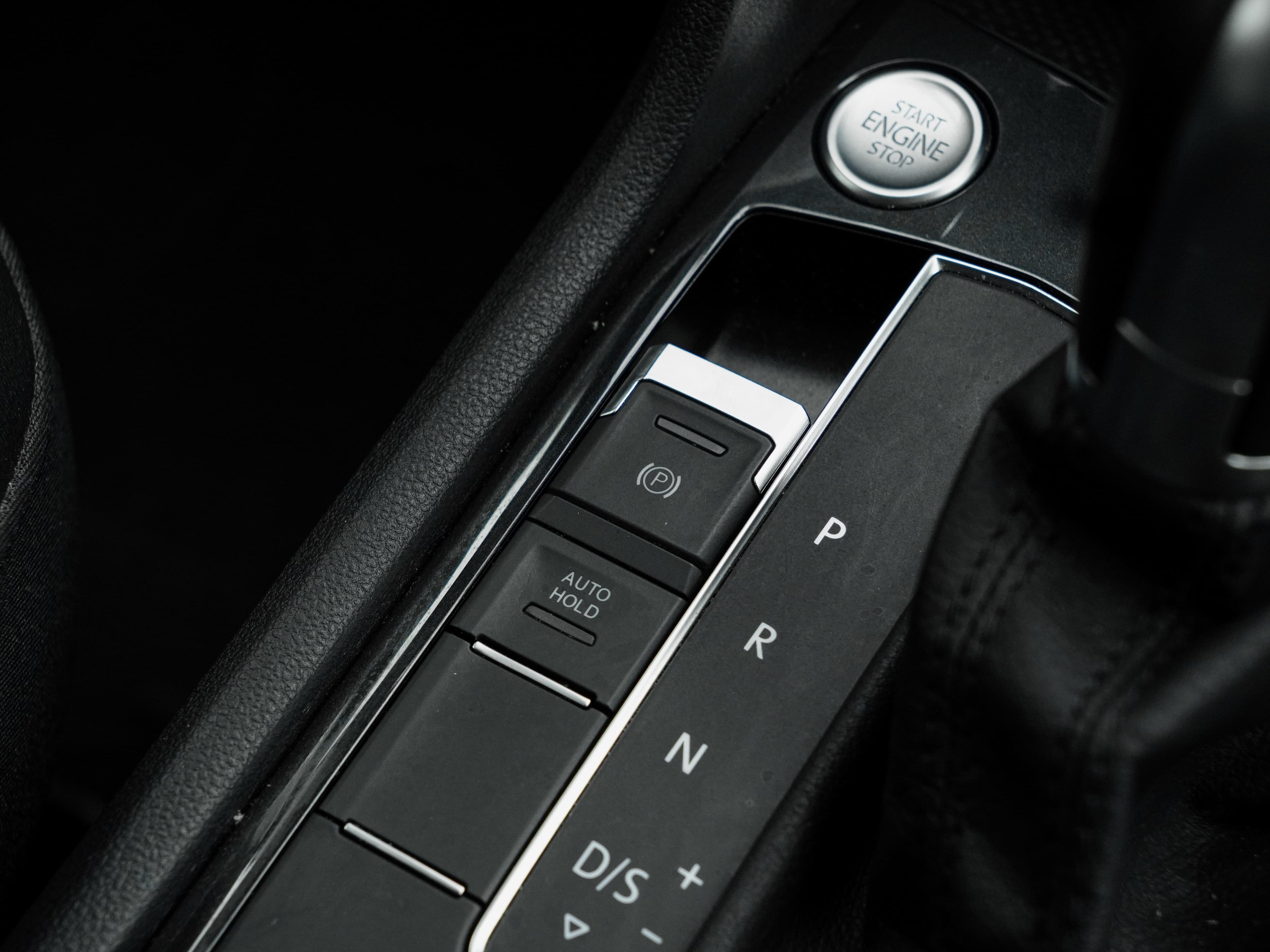 Volkswagen Tiguan — фото 32