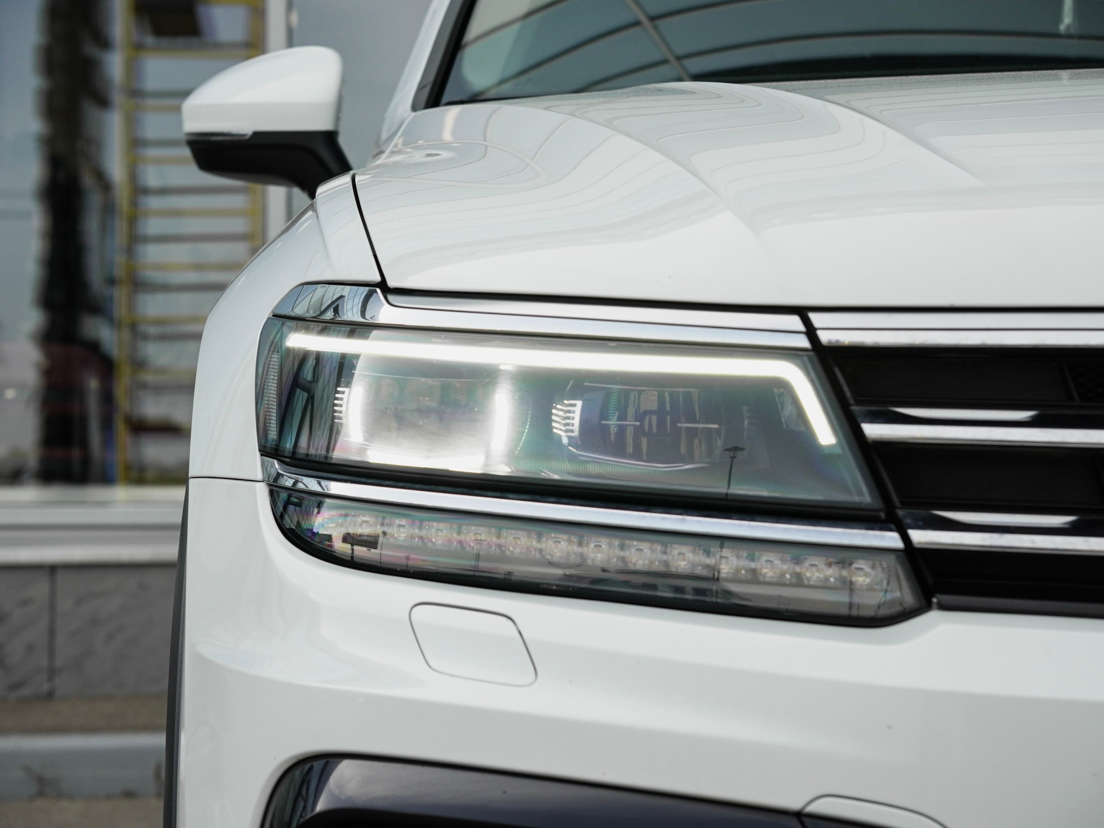 Volkswagen Tiguan — фото 10