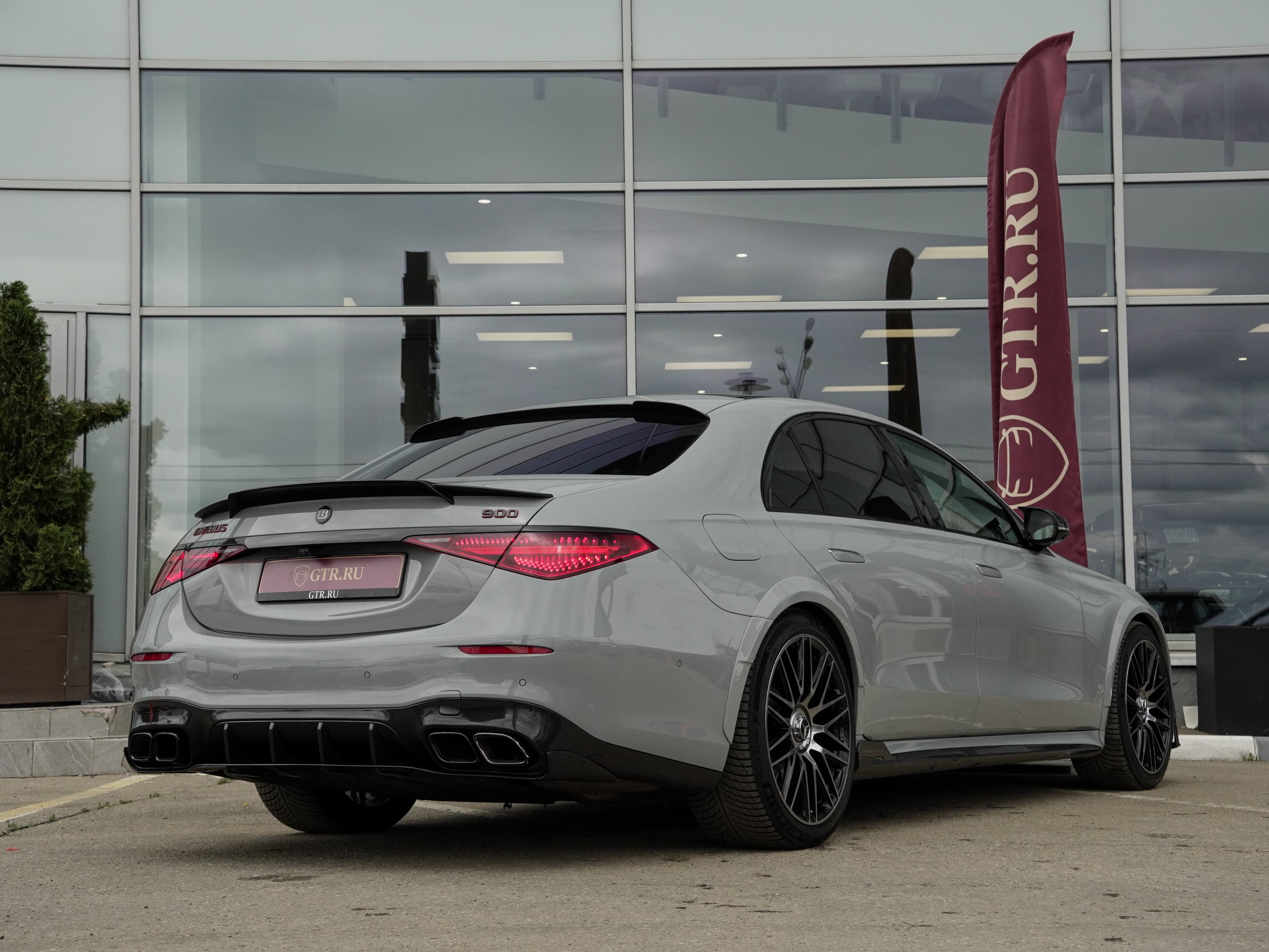 Mercedes-Benz S-класс AMG — фото 8