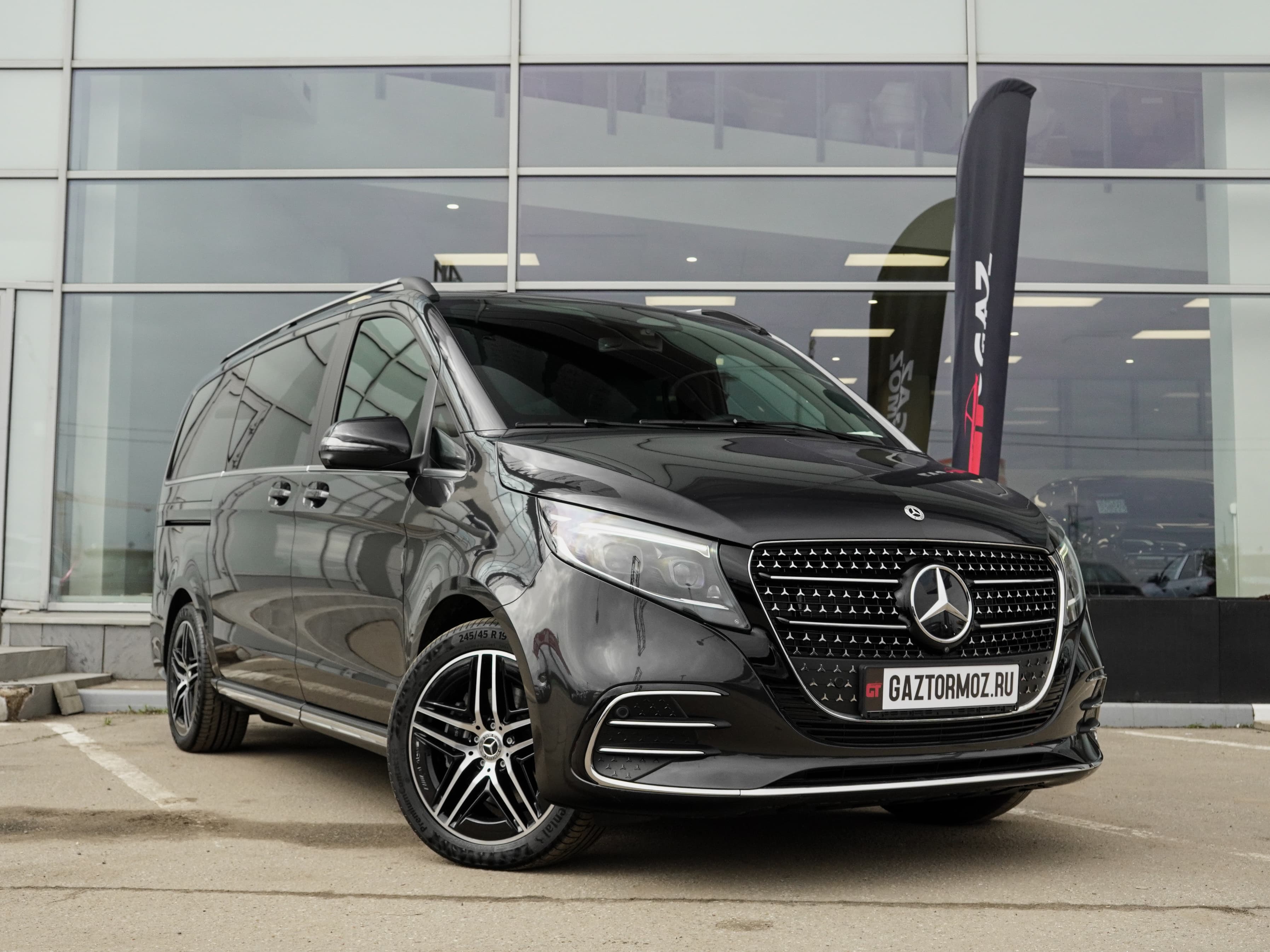 Mercedes-Benz V-класс — фото 10