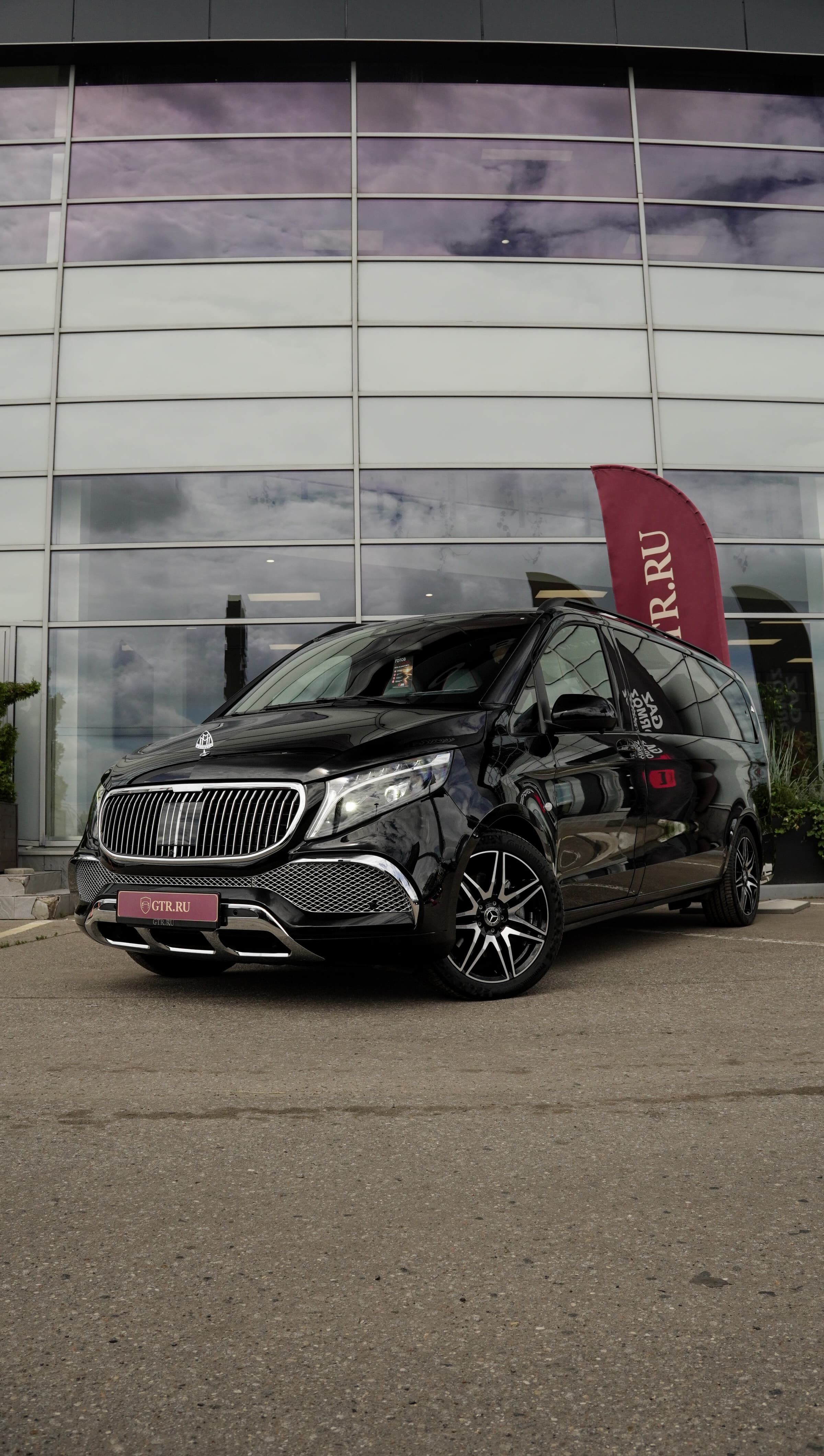 Mercedes-Benz V-класс — фото 1