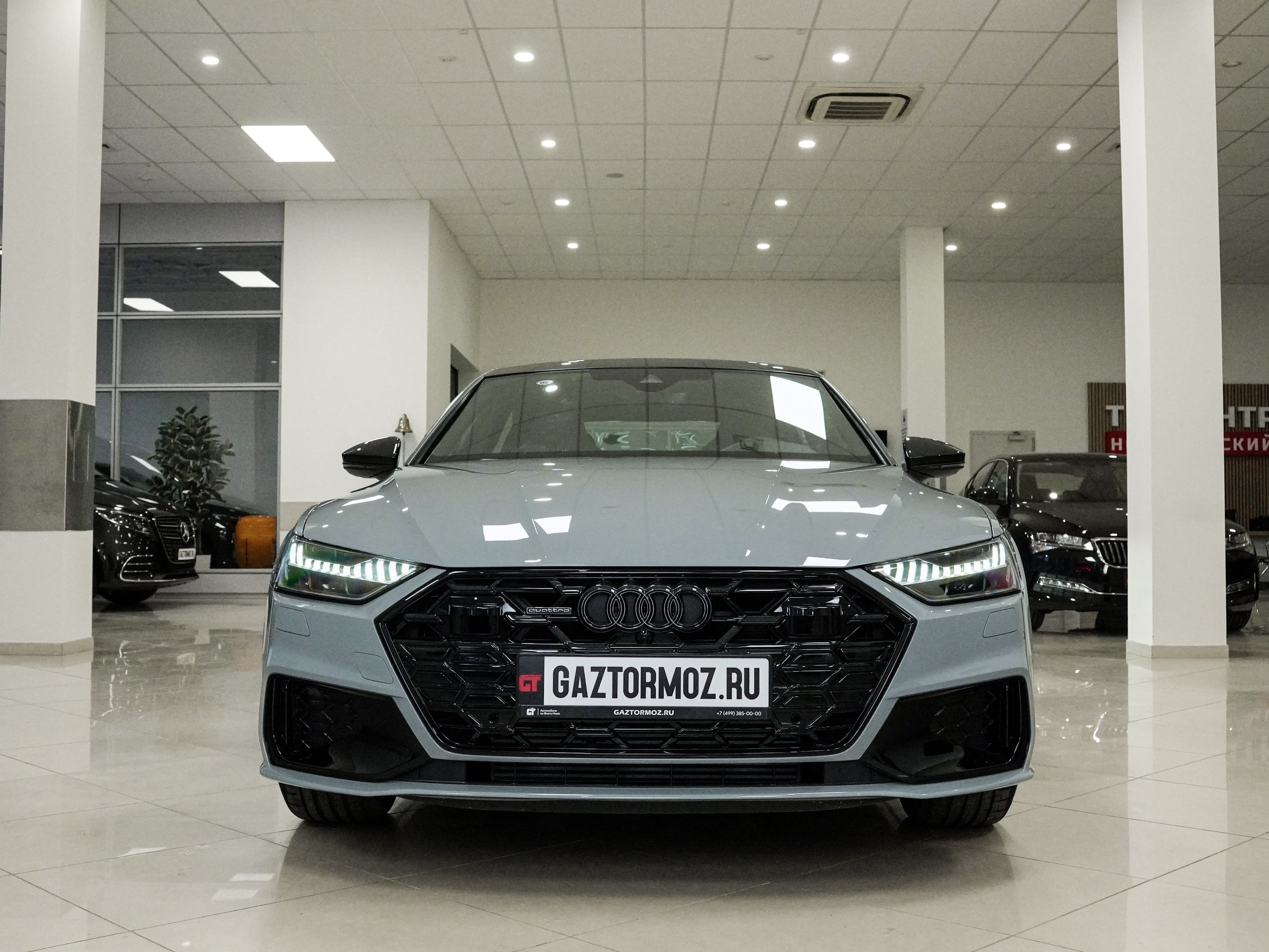 Audi A7L — фото 2