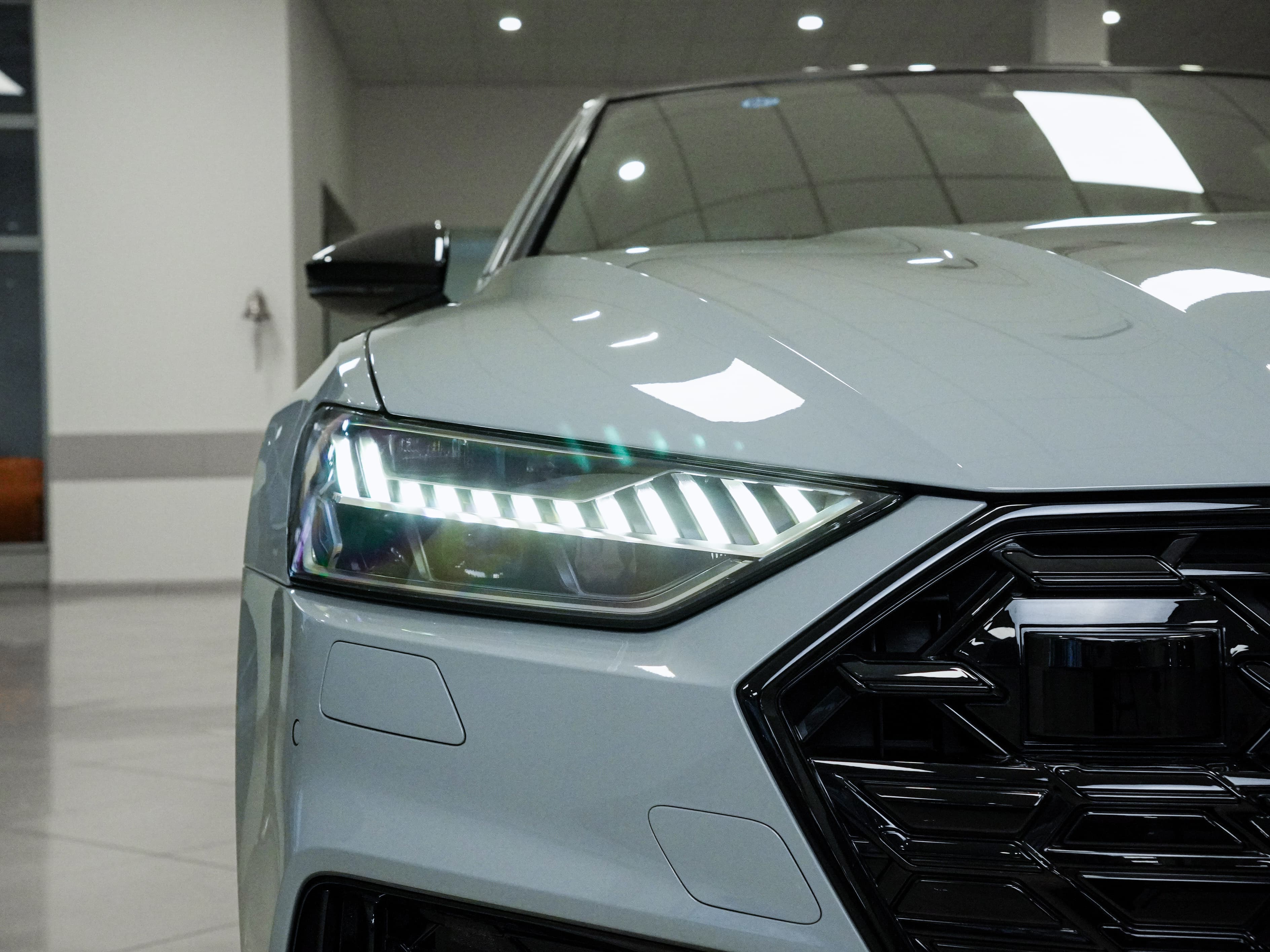 Audi A7L — фото 10
