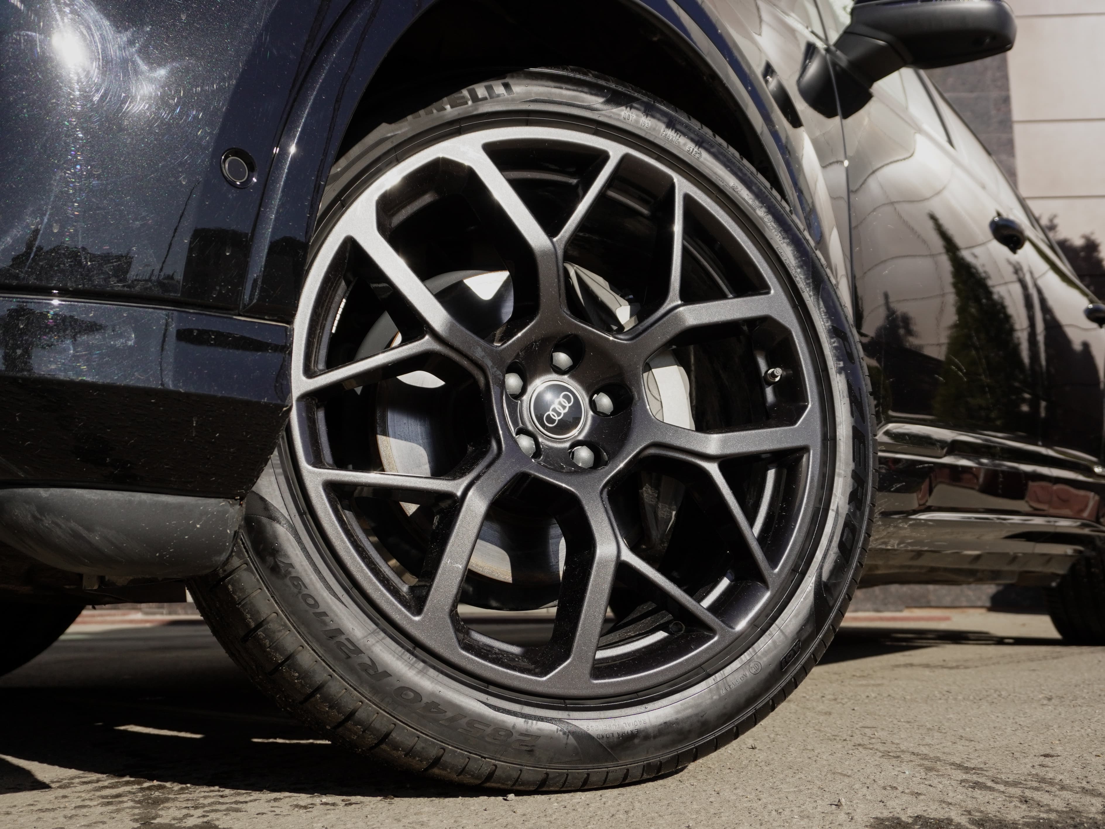Audi Q7 — фото 11