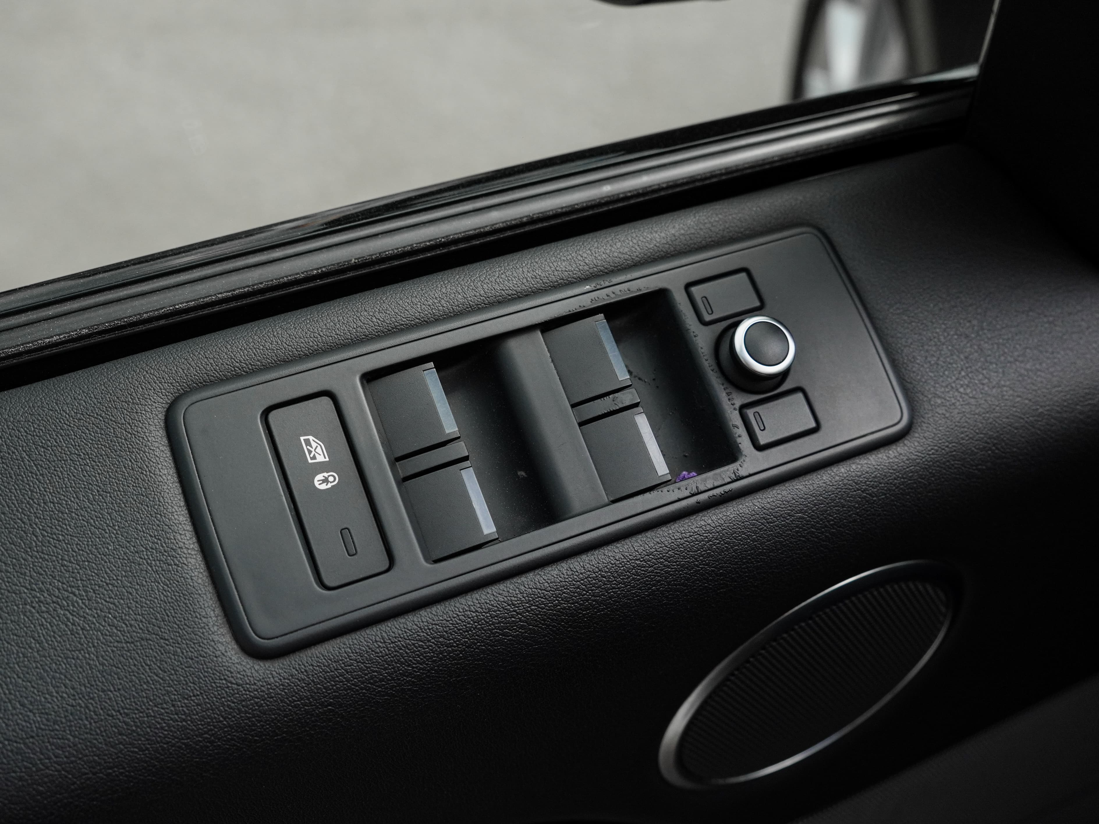 Land Rover Range Rover Sport — фото 15