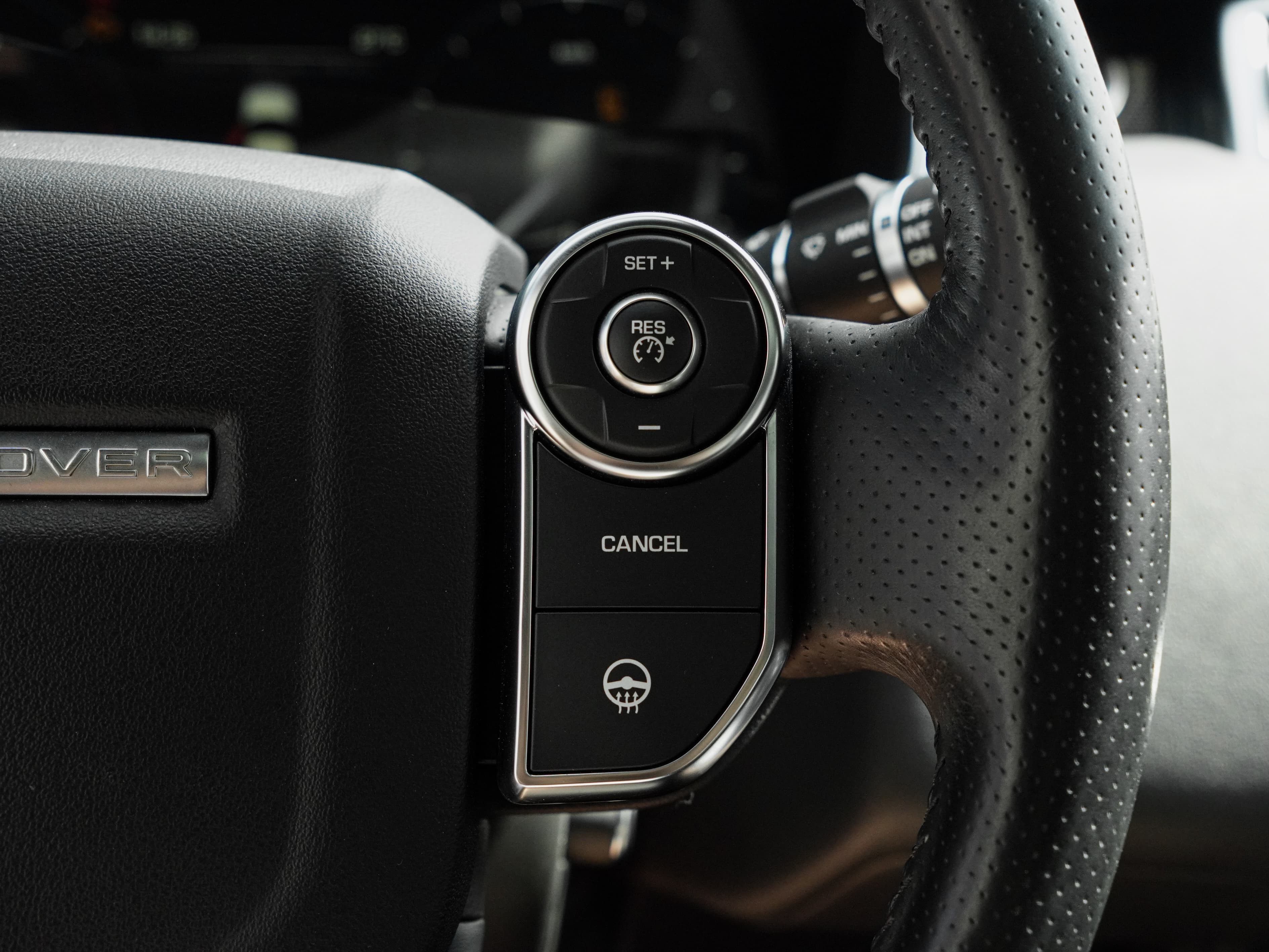 Land Rover Range Rover Sport — фото 18
