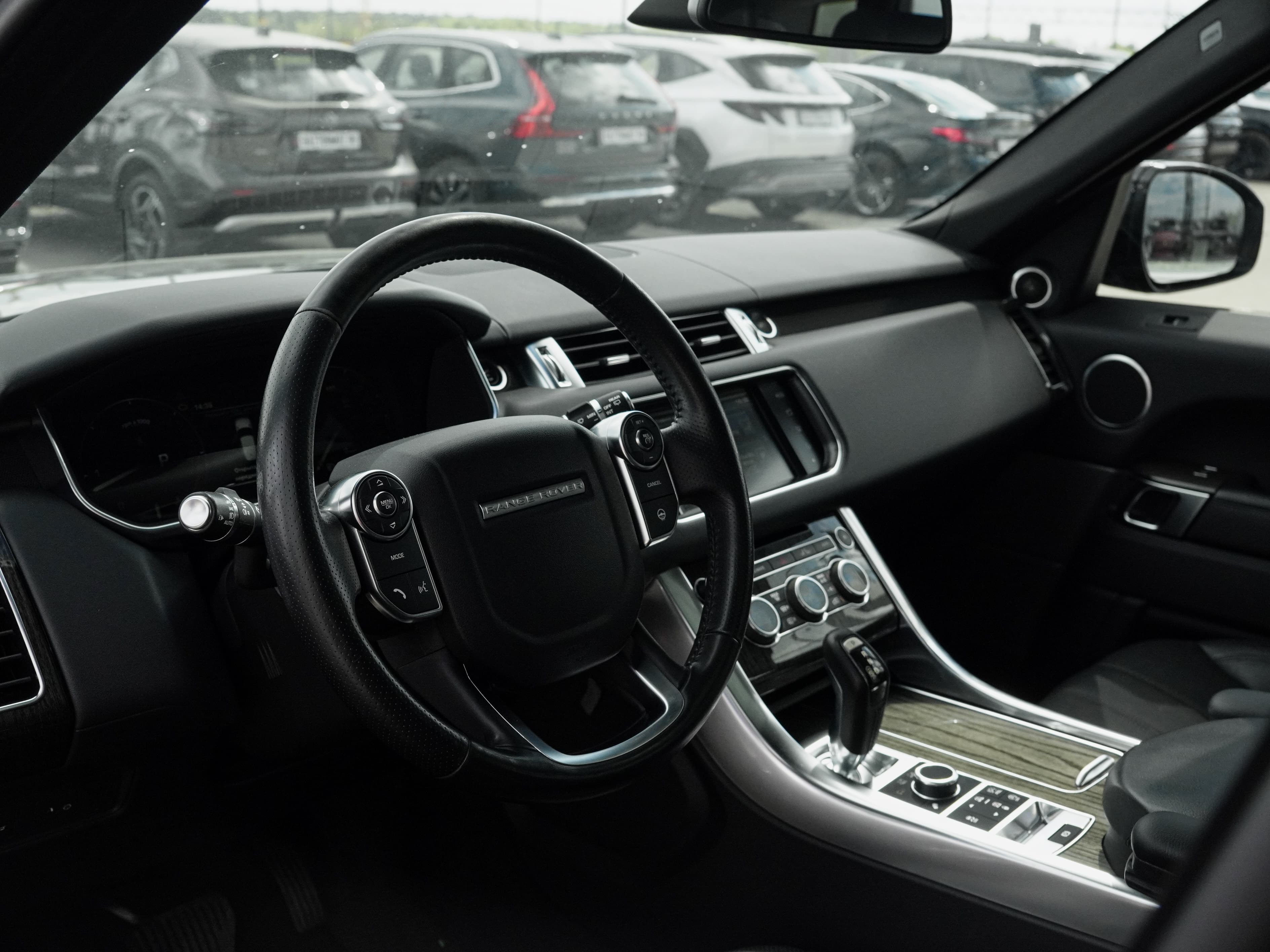 Land Rover Range Rover Sport — фото 23