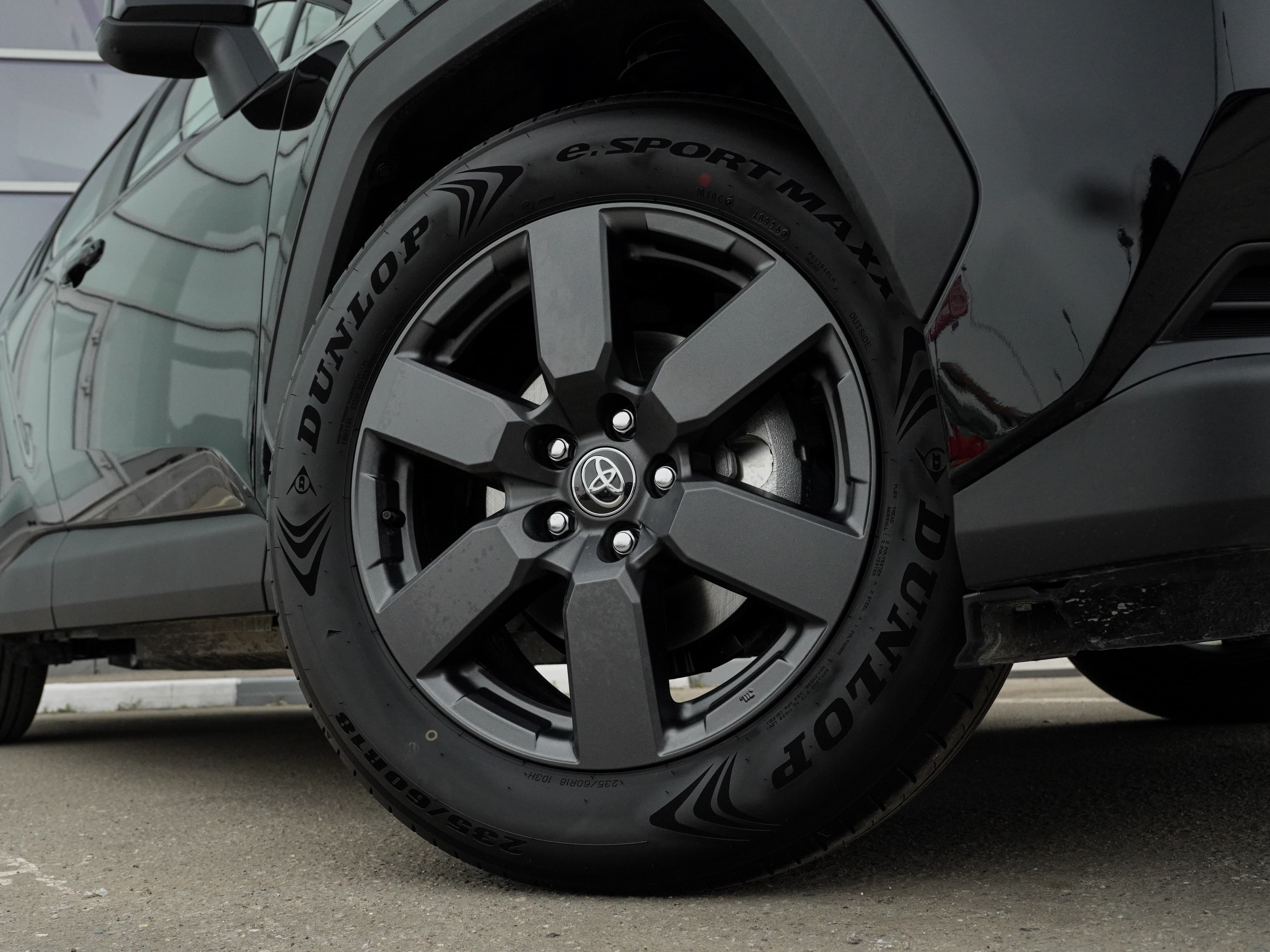 Toyota RAV4 — фото 10
