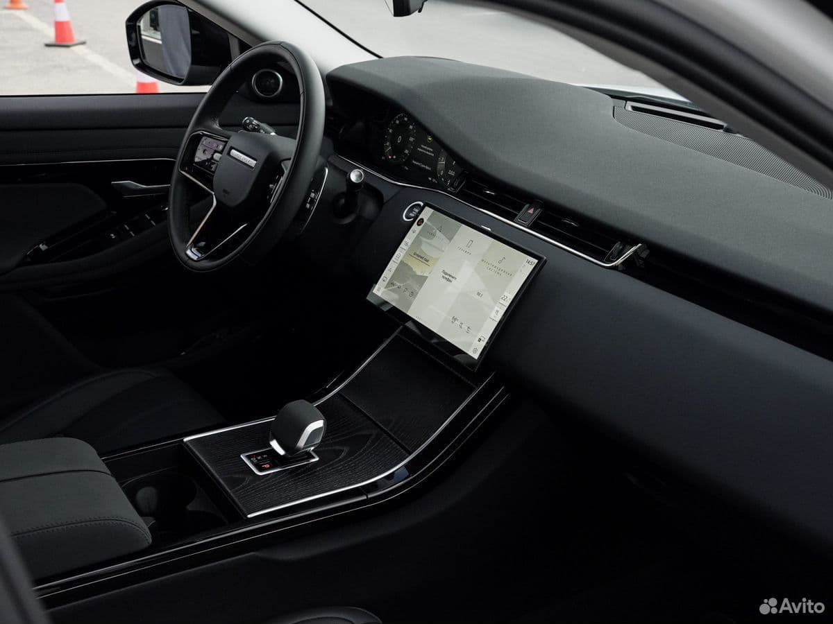 Land Rover Range Rover Evoque — фото 17