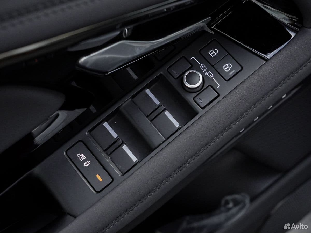 Land Rover Range Rover Evoque — фото 19