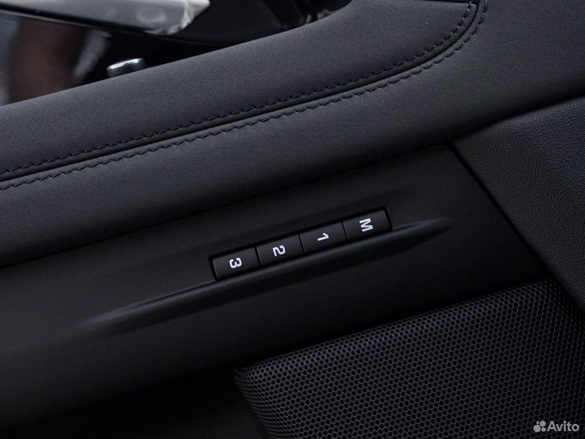 Land Rover Range Rover Evoque — фото 20