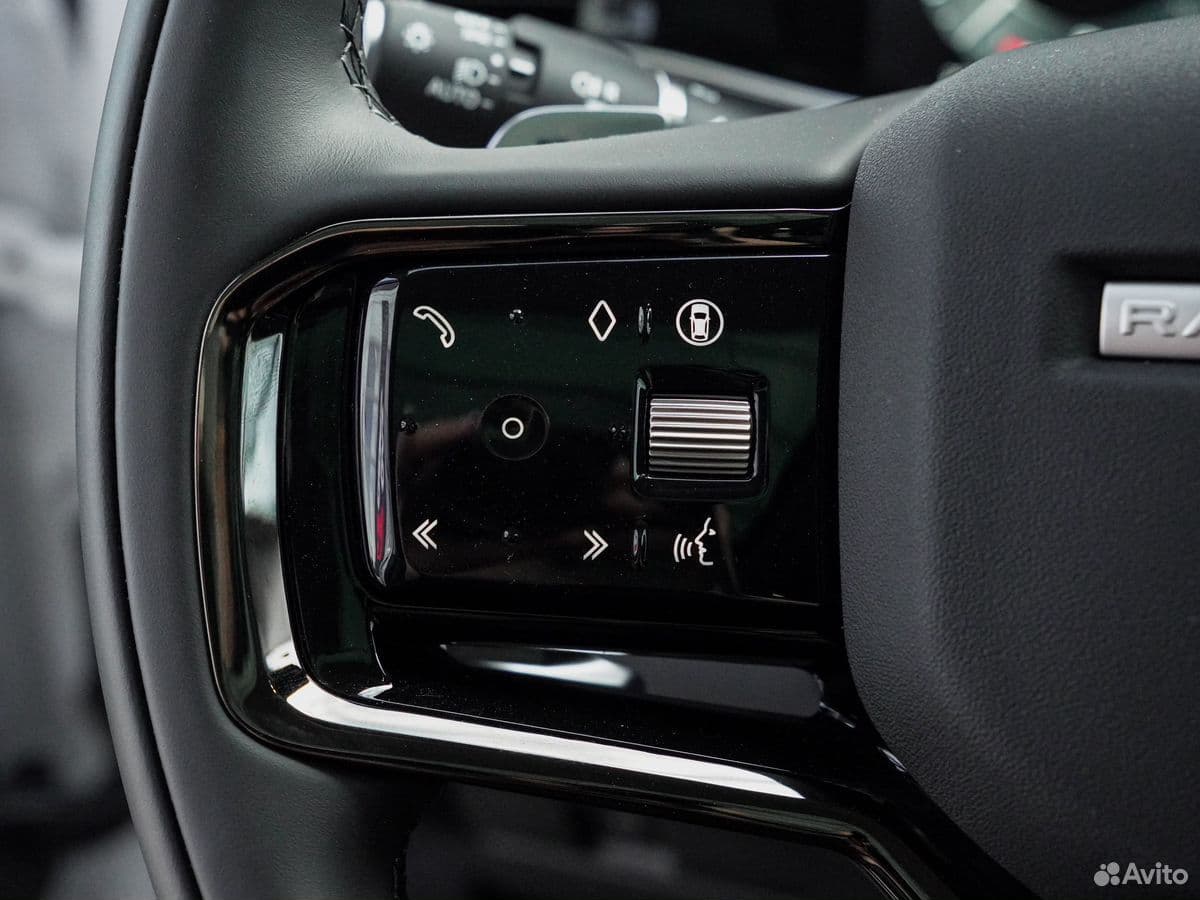 Land Rover Range Rover Evoque — фото 23