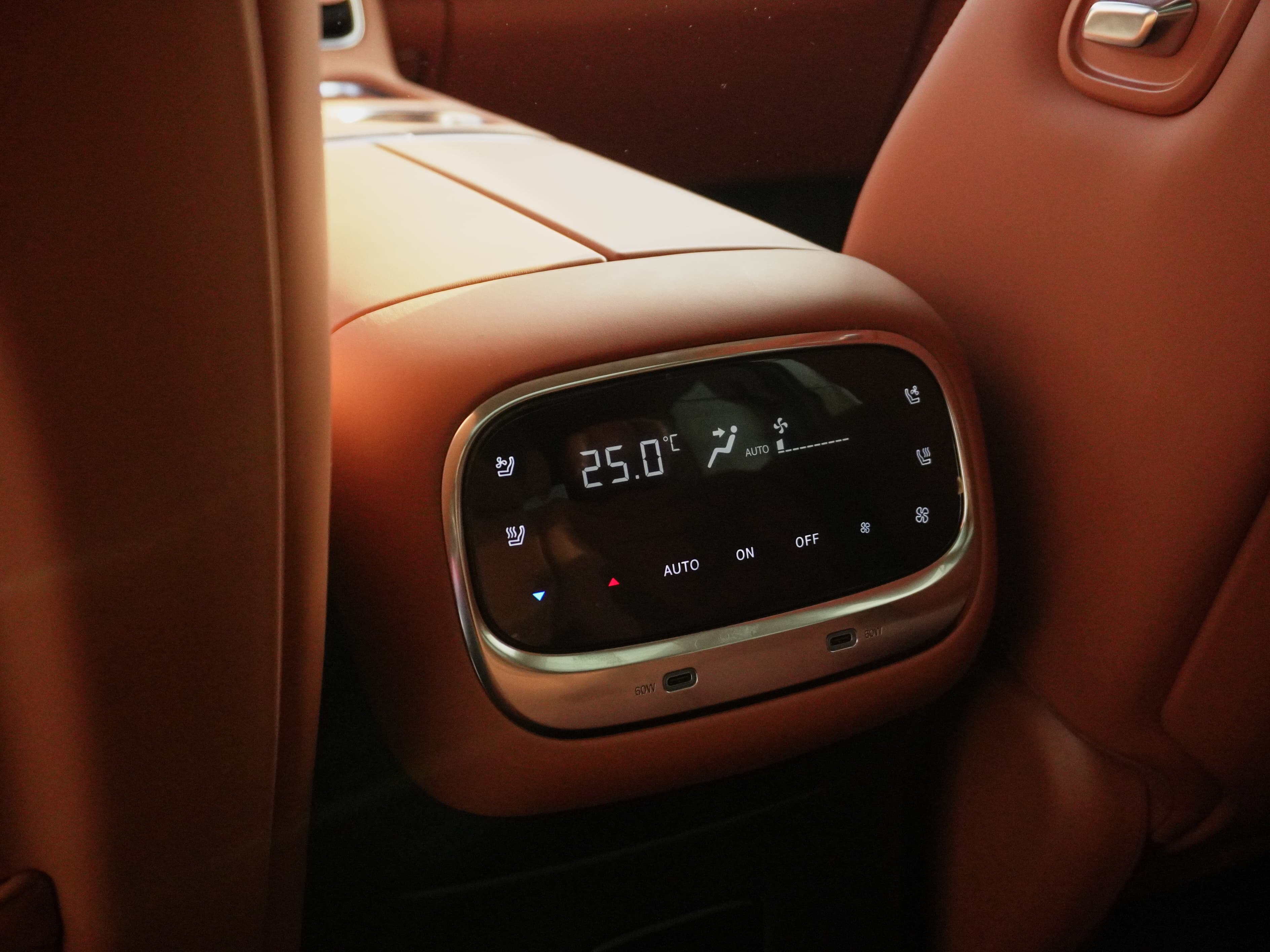 Trumpchi S9 — фото 15