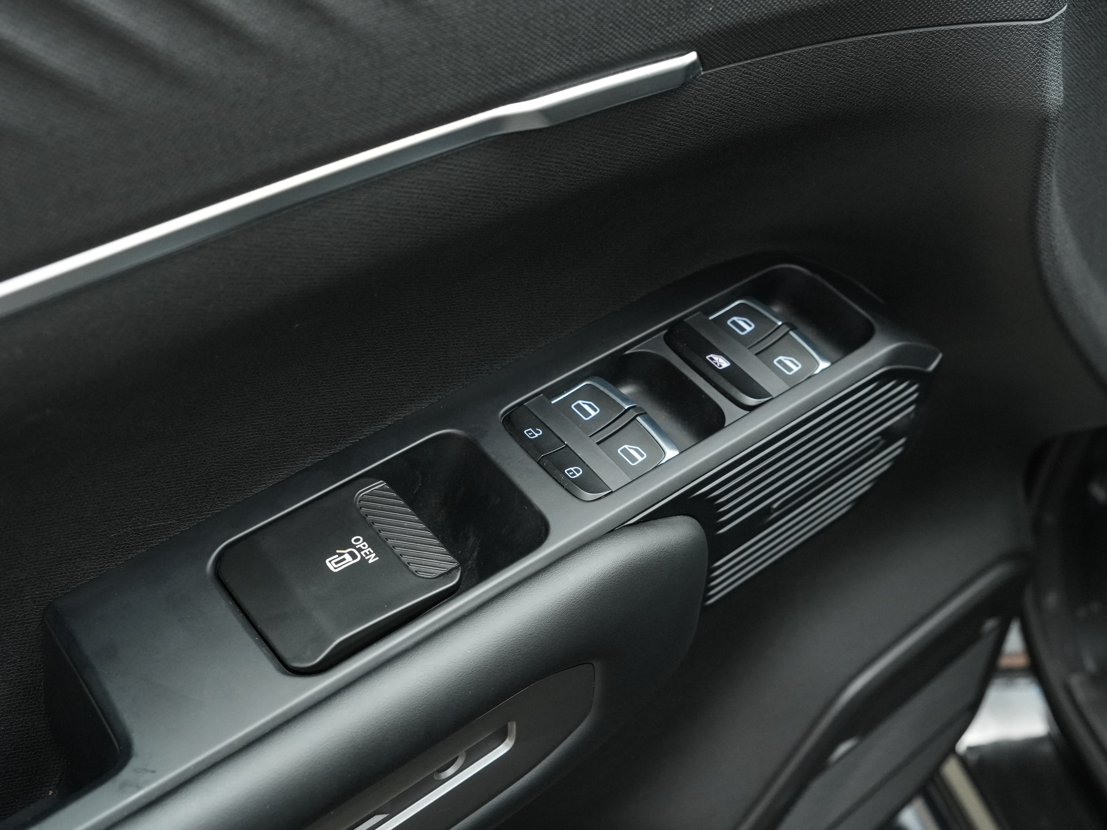 Chery Rely R08 — фото 14