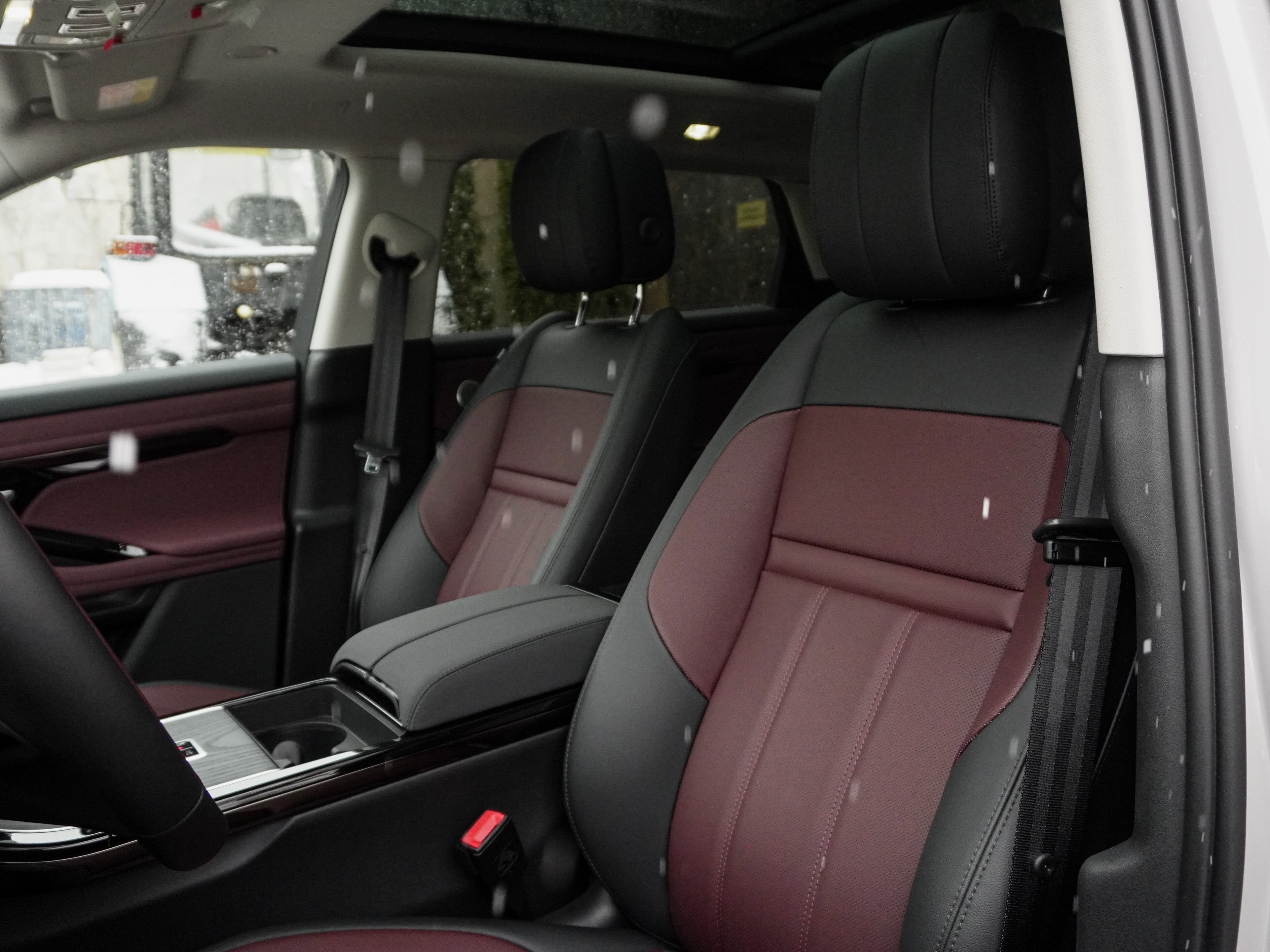 Land Rover Range Rover Evoque — фото 24