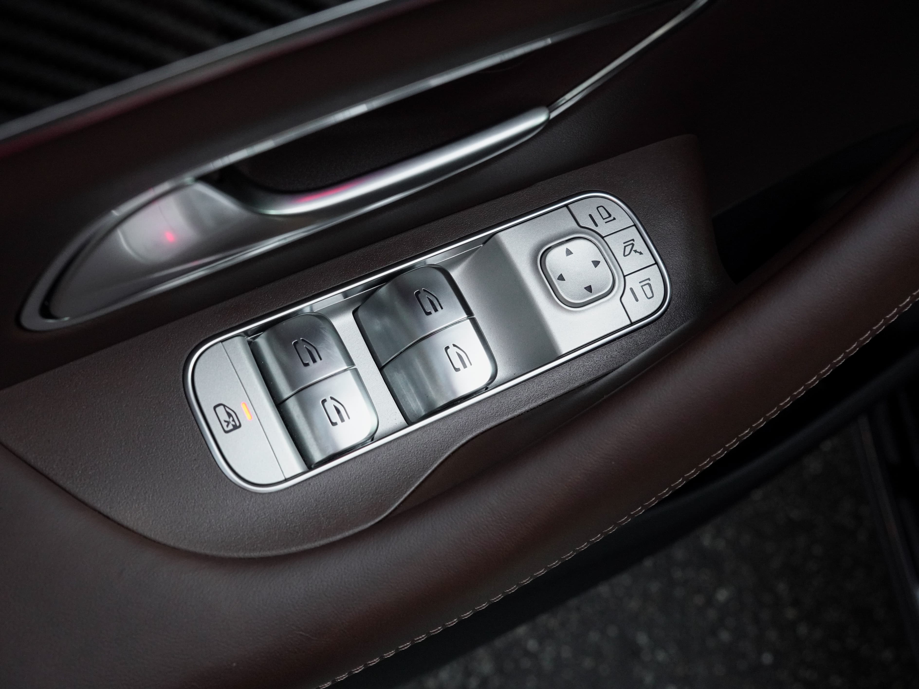 Mercedes-Benz GLS-класс AMG — фото 16