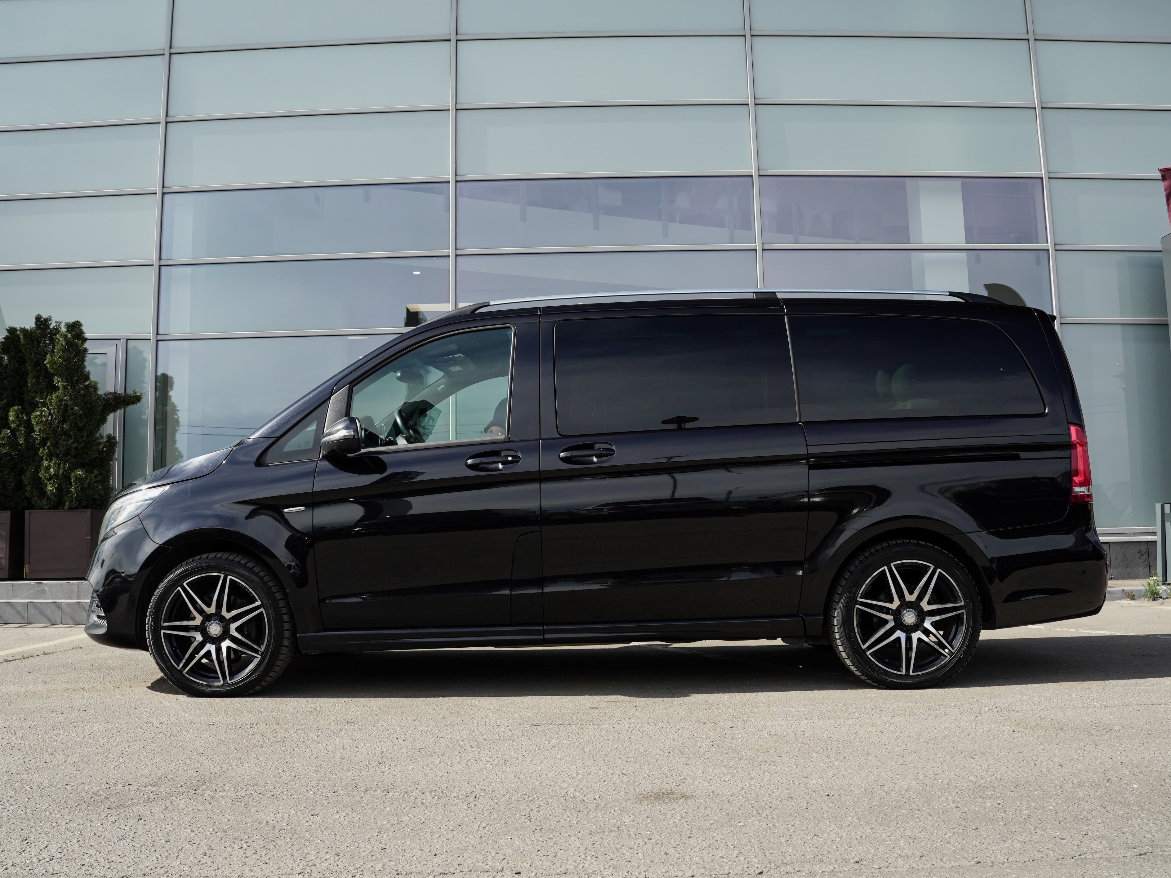 Mercedes-Benz V-класс — фото 10