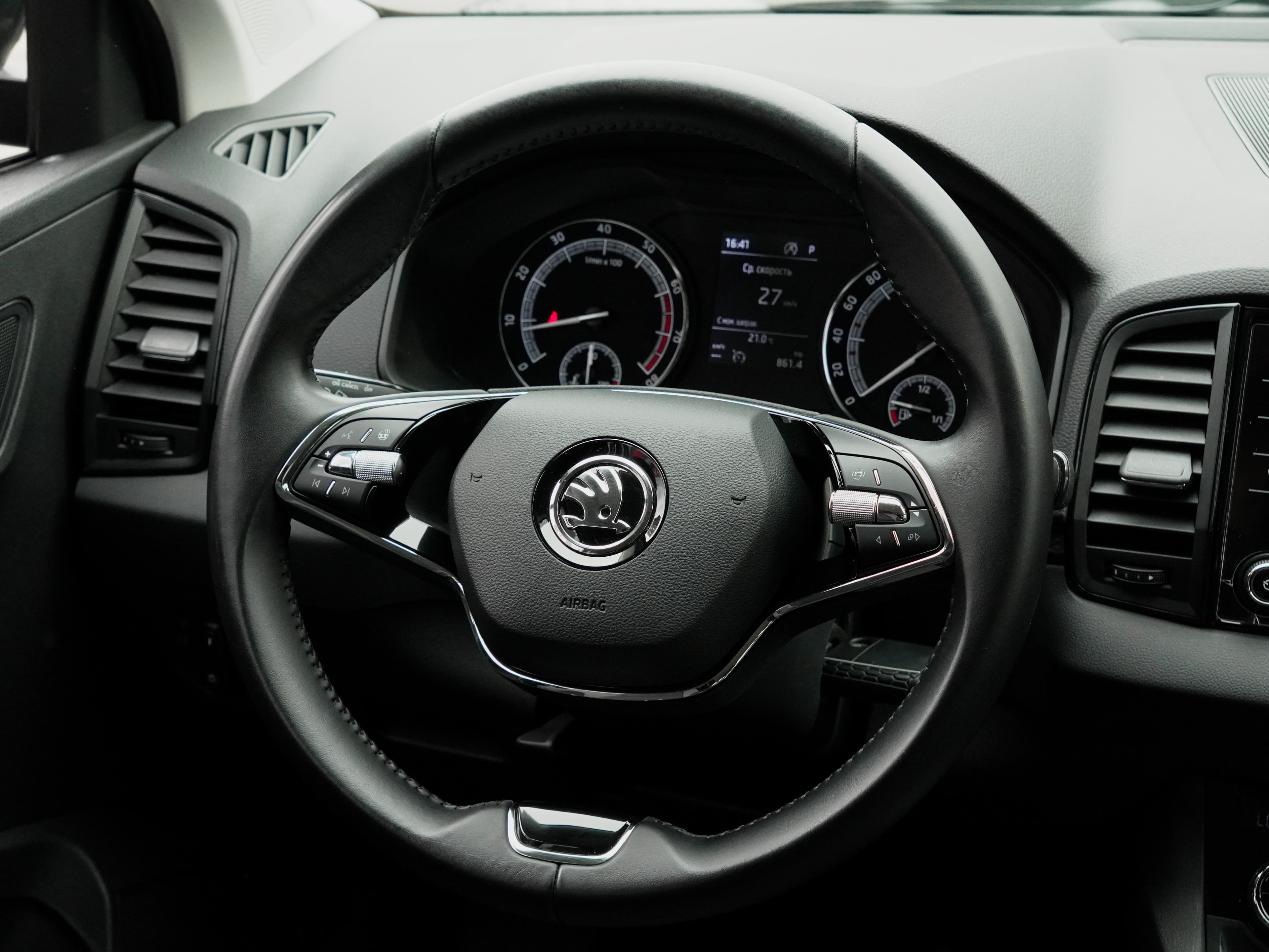 Skoda Karoq — фото 13