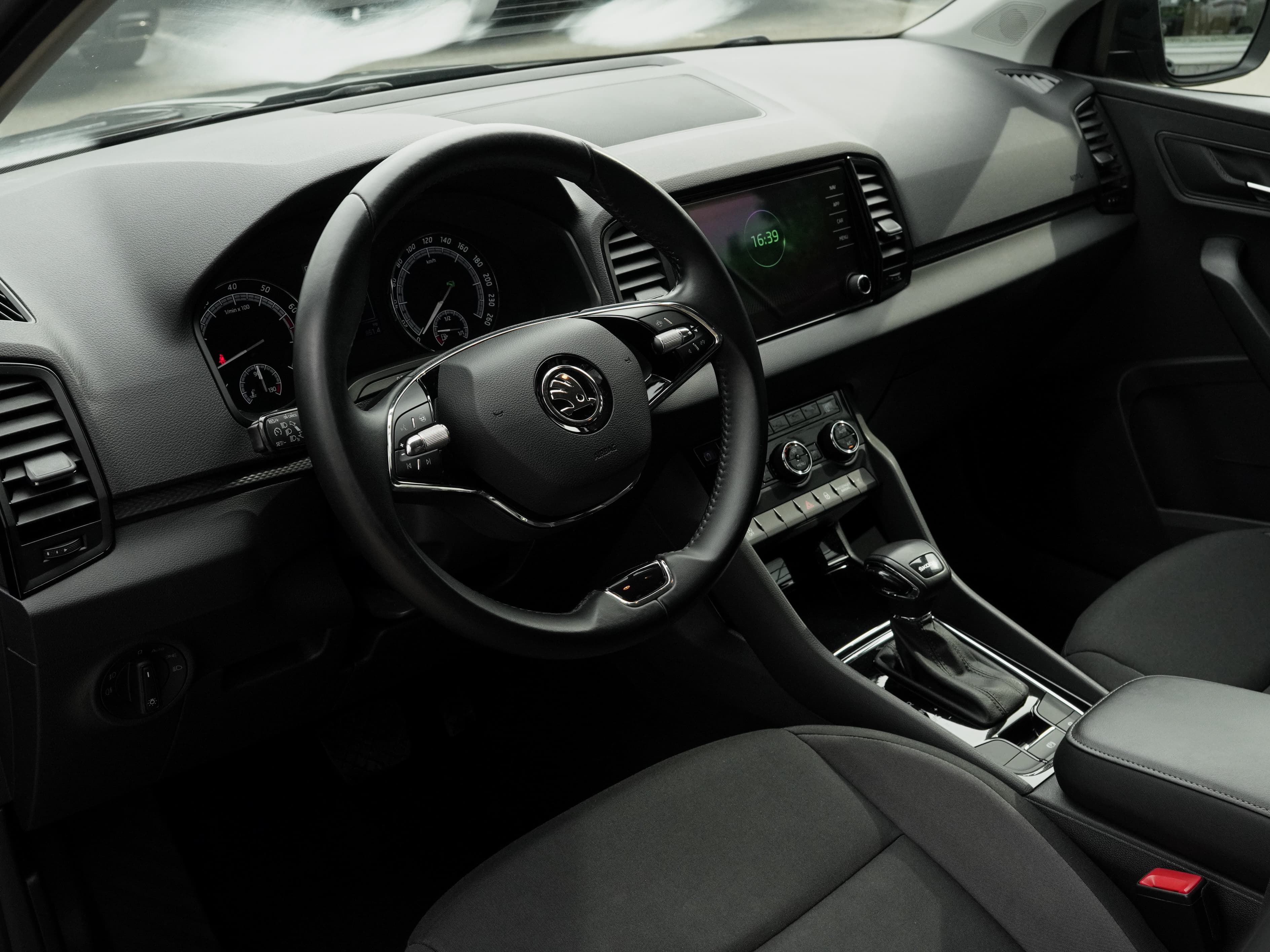 Skoda Karoq — фото 10