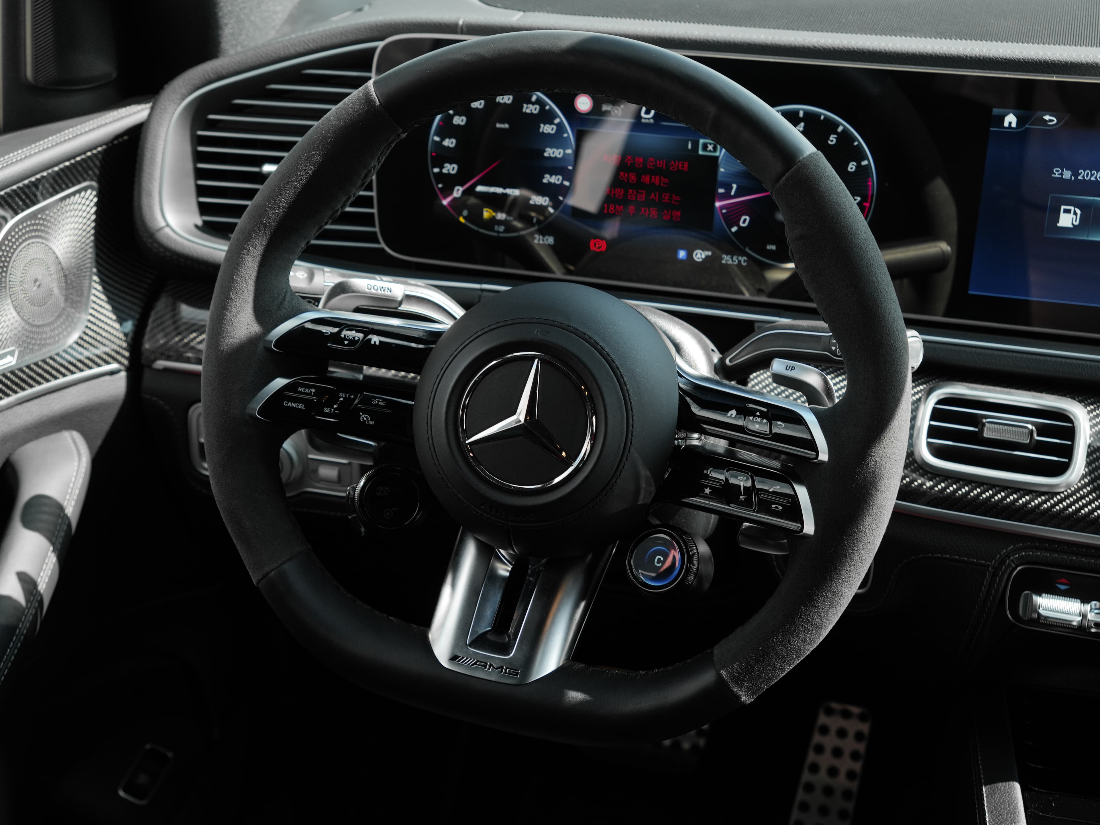 Mercedes-Benz GLC-класс AMG — фото 17