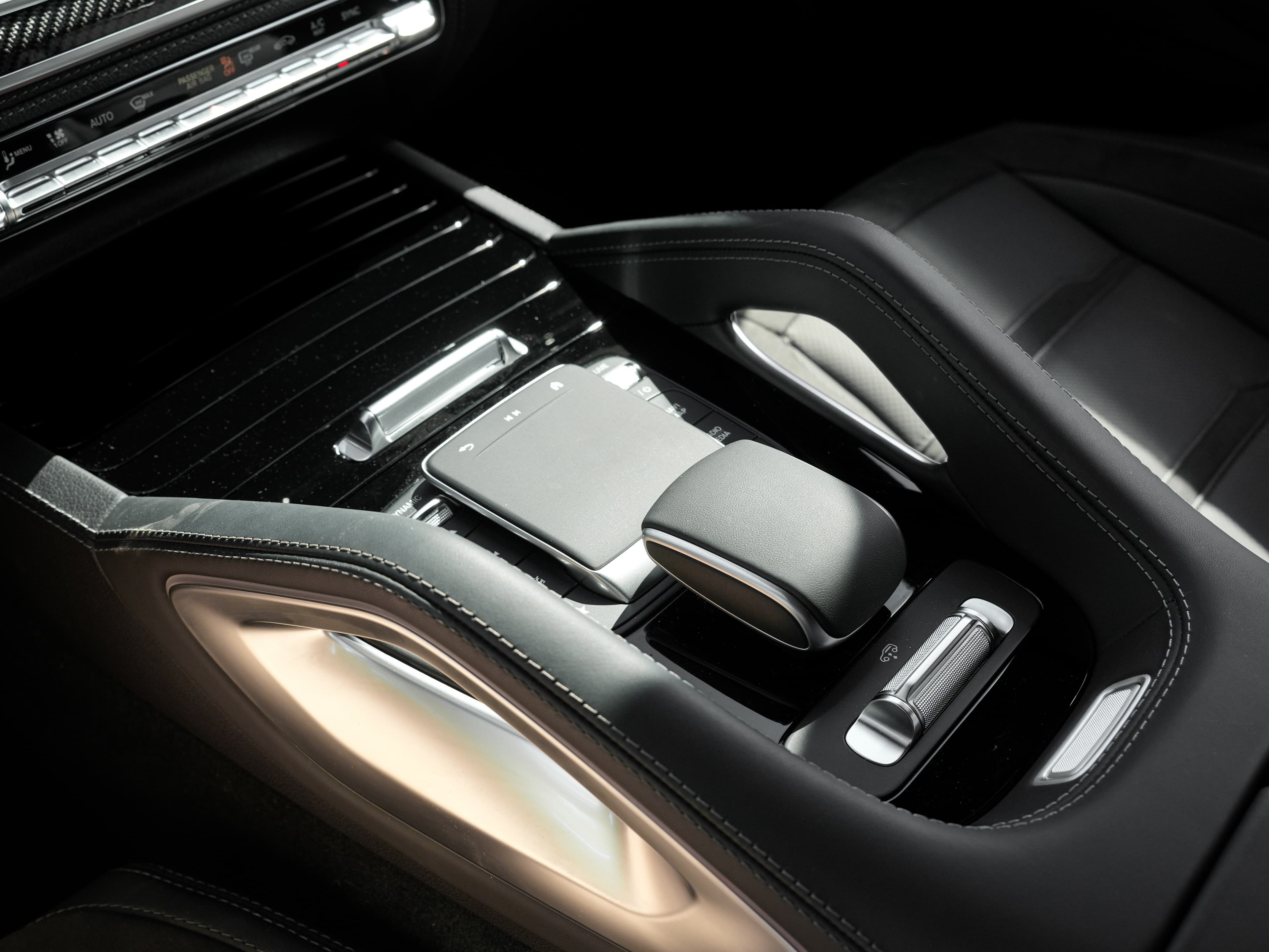Mercedes-Benz GLC-класс AMG — фото 25