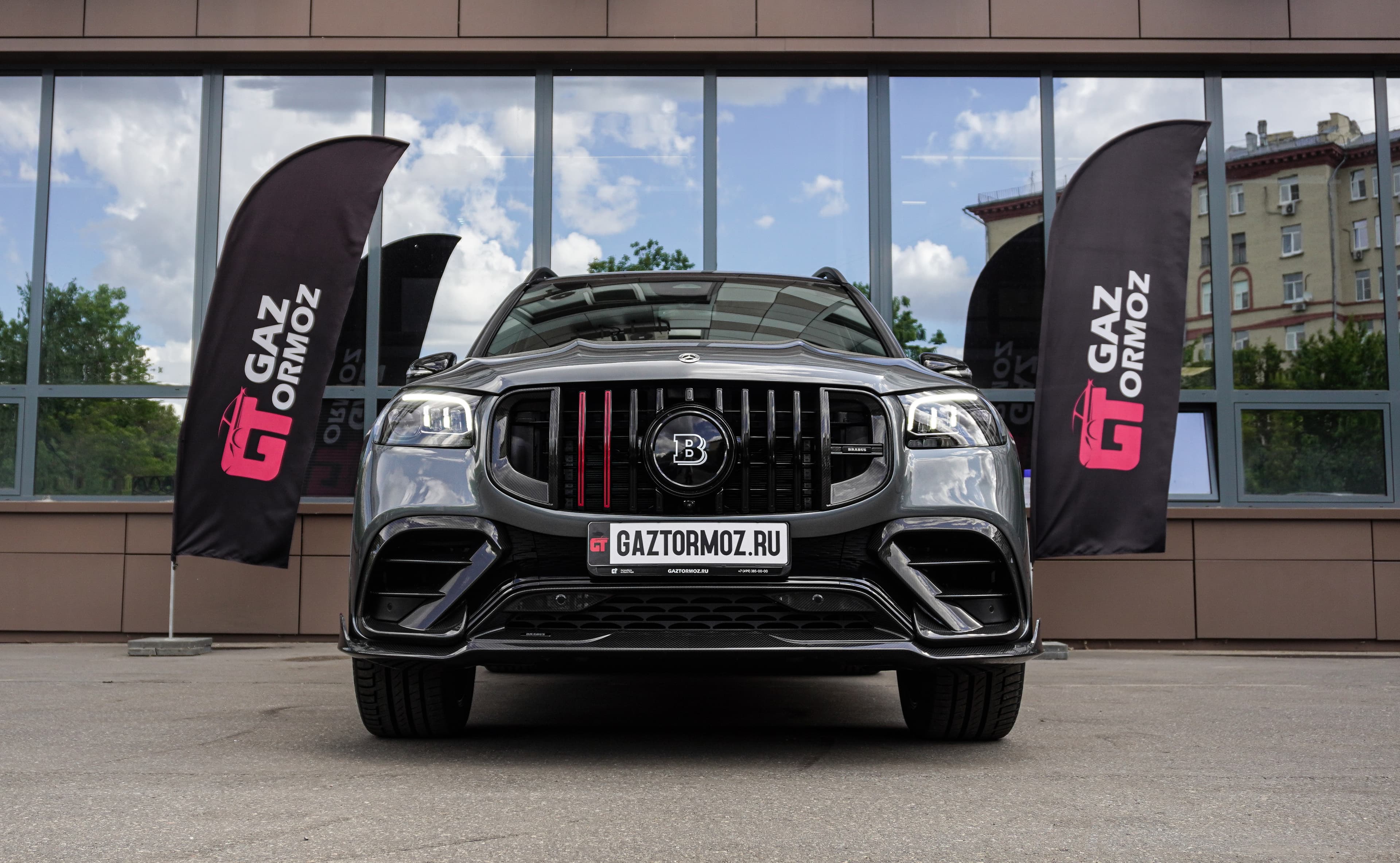 Brabus 500 на базе GLS 450 — премиальный серый стиль — фото 2