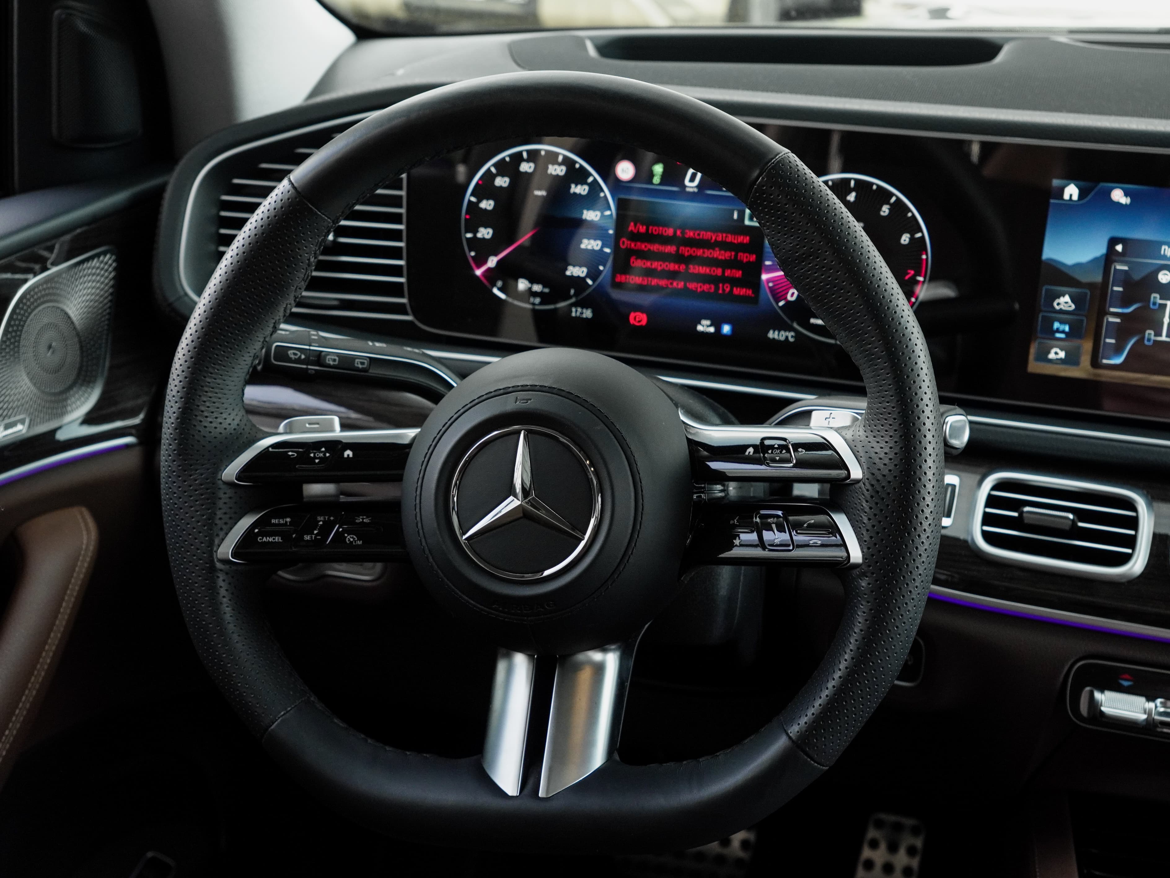 Mercedes-Benz GLS-класс — фото 34
