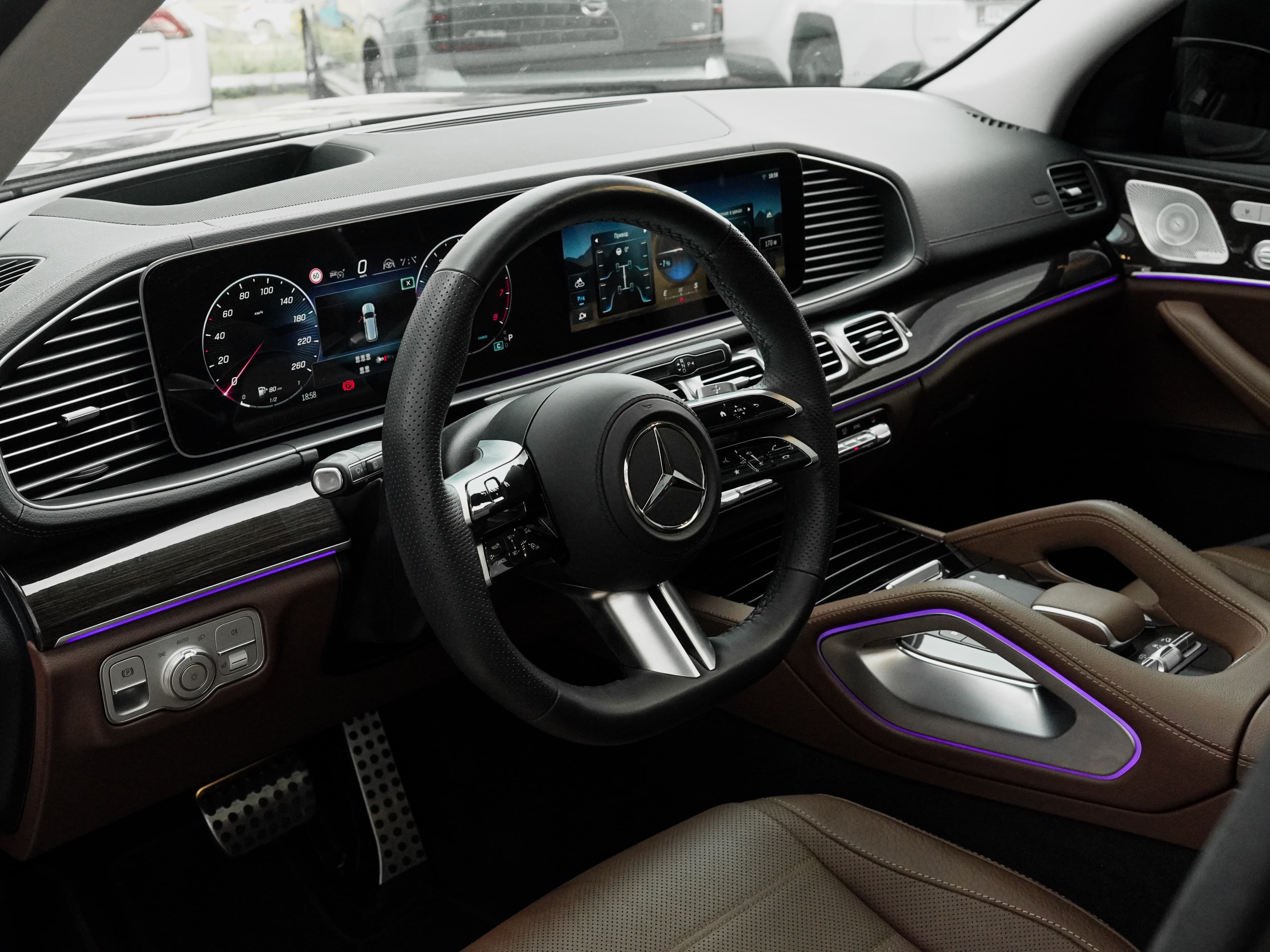 Mercedes-Benz GLS-класс — фото 37