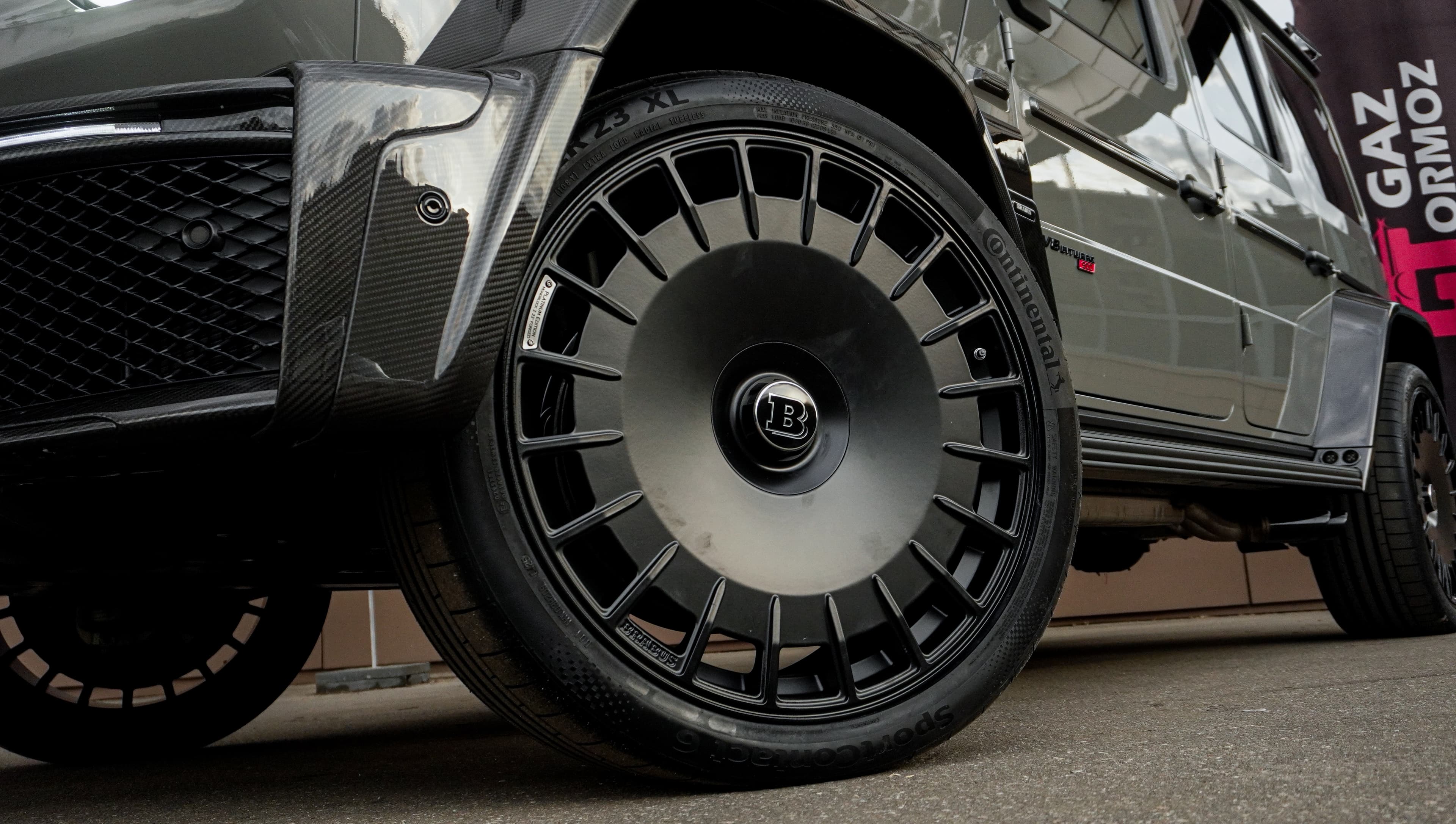Brabus 800 Widestar: мощь и стиль в Selenite Grey — фото 11