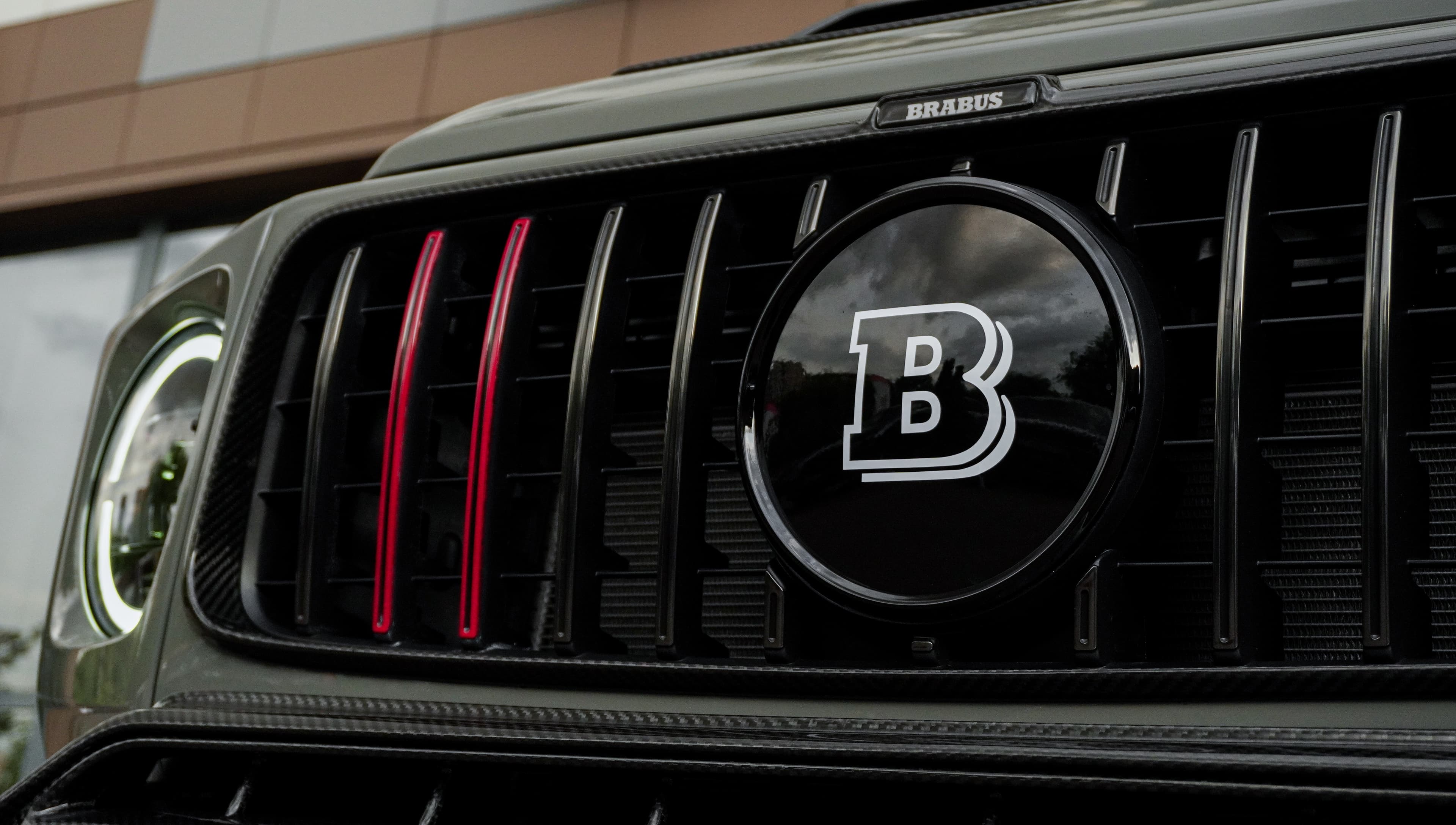 Brabus 800 Widestar: мощь и стиль в Selenite Grey — фото 12