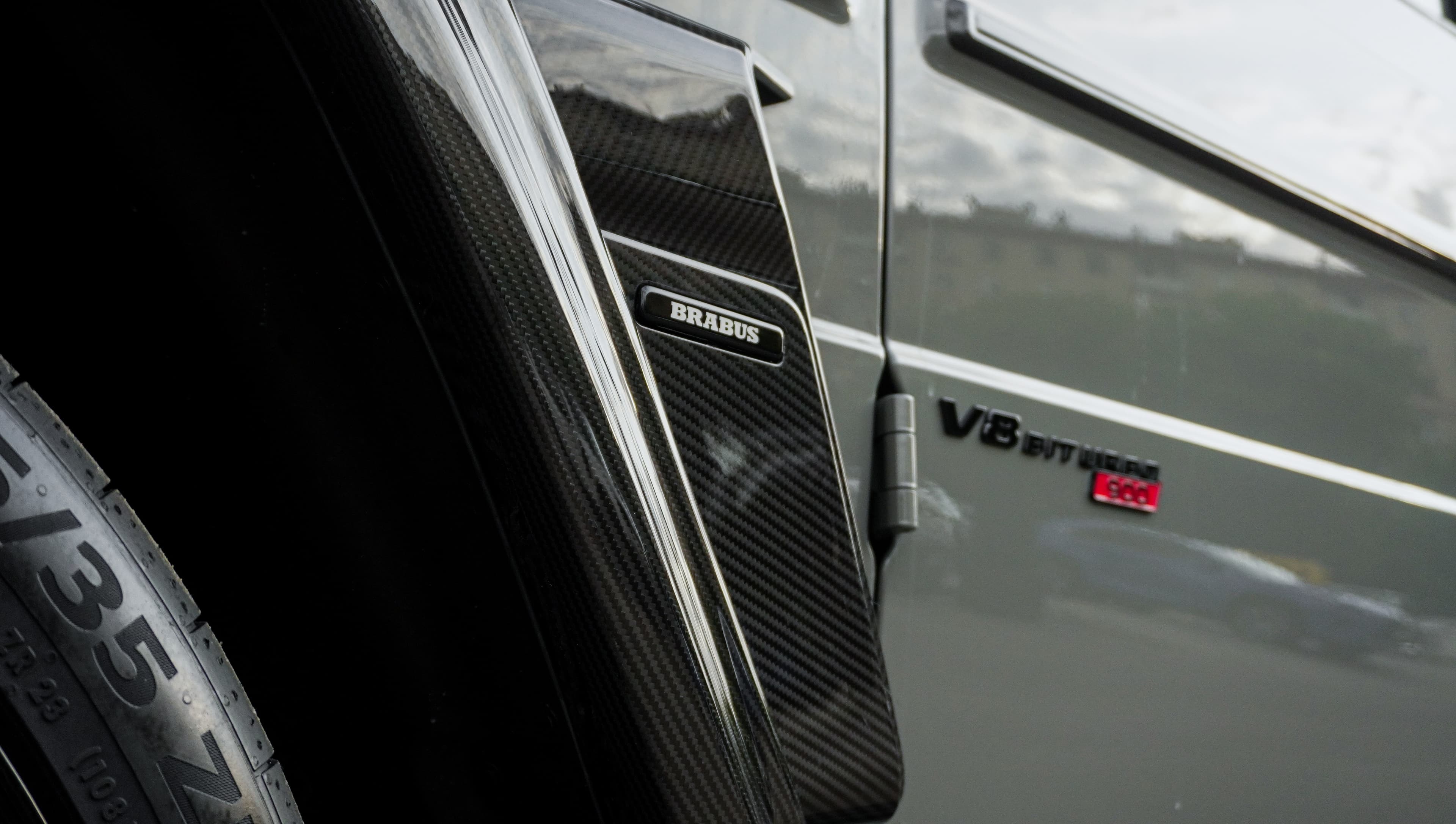 Brabus 800 Widestar: мощь и стиль в Selenite Grey — фото 13