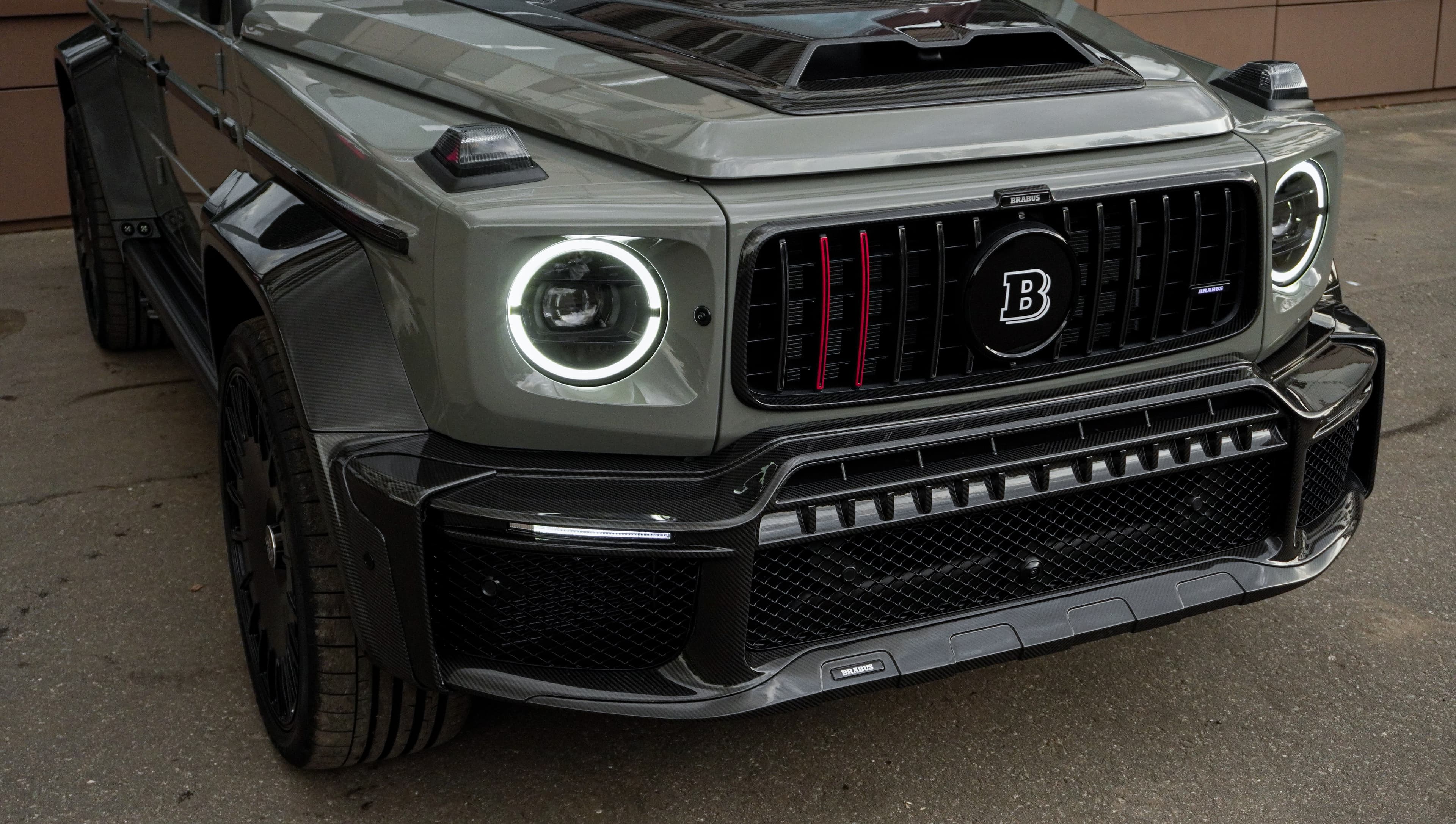 Brabus 800 Widestar: мощь и стиль в Selenite Grey — фото 4