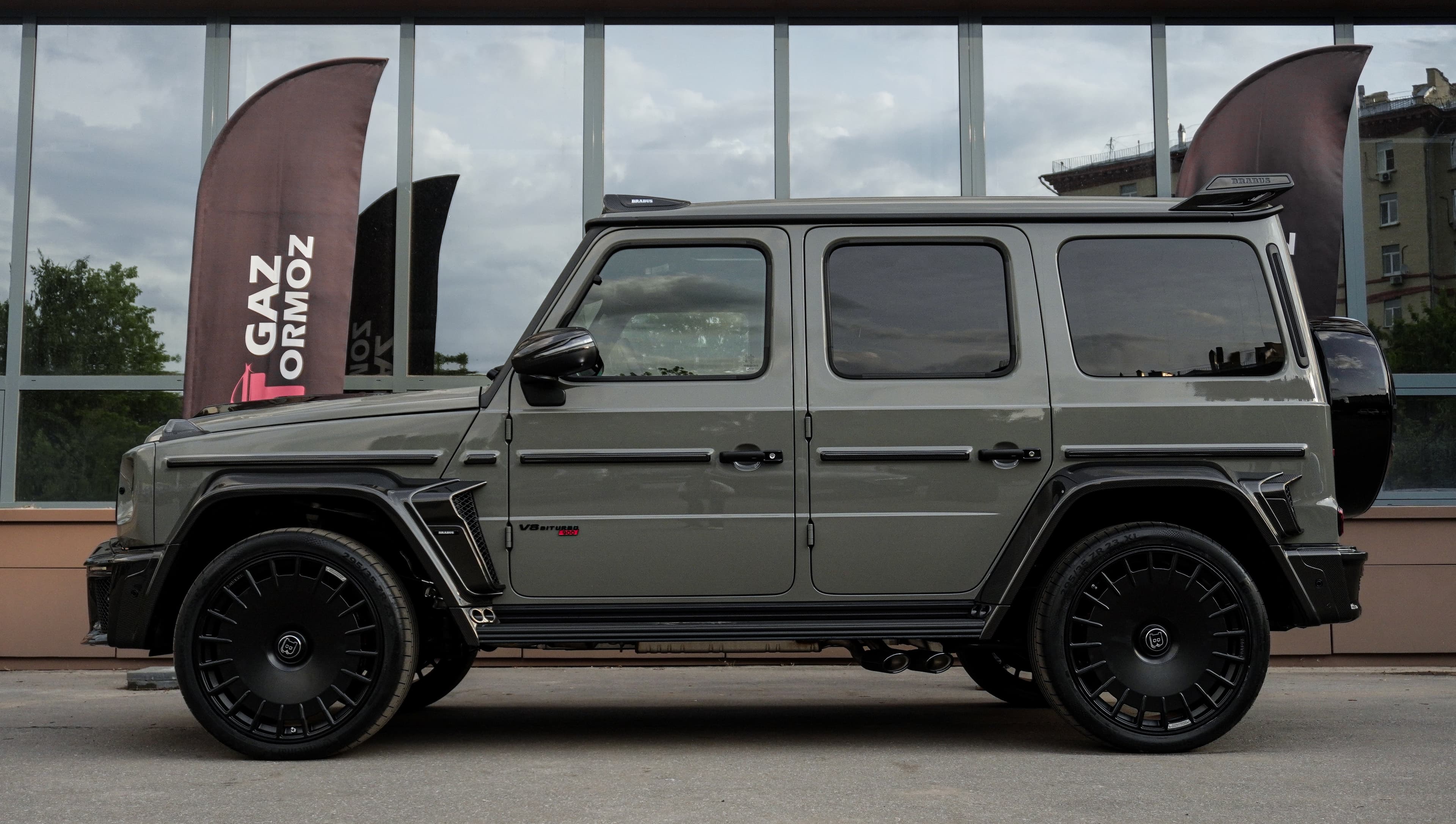Brabus 800 Widestar: мощь и стиль в Selenite Grey — фото 10