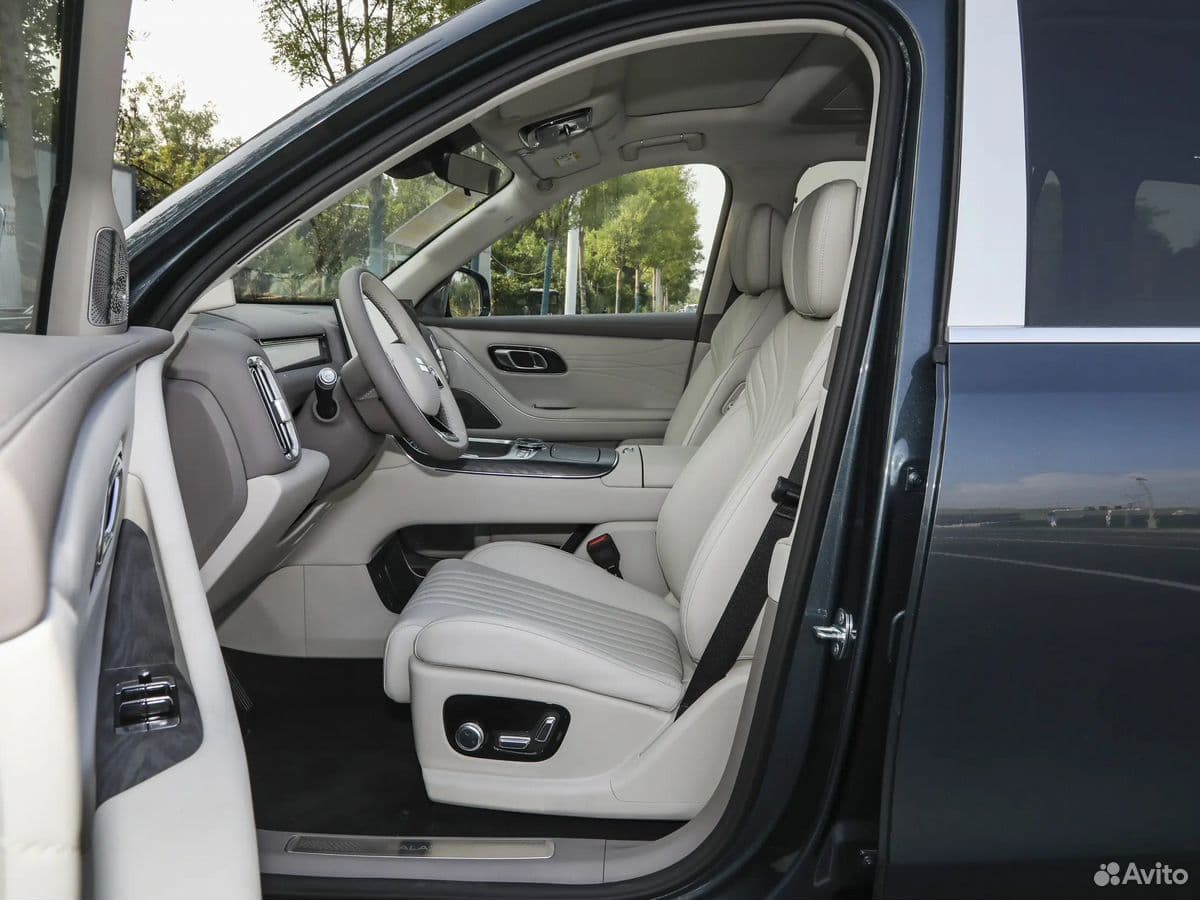 Geely Galaxy M9 — фото 18