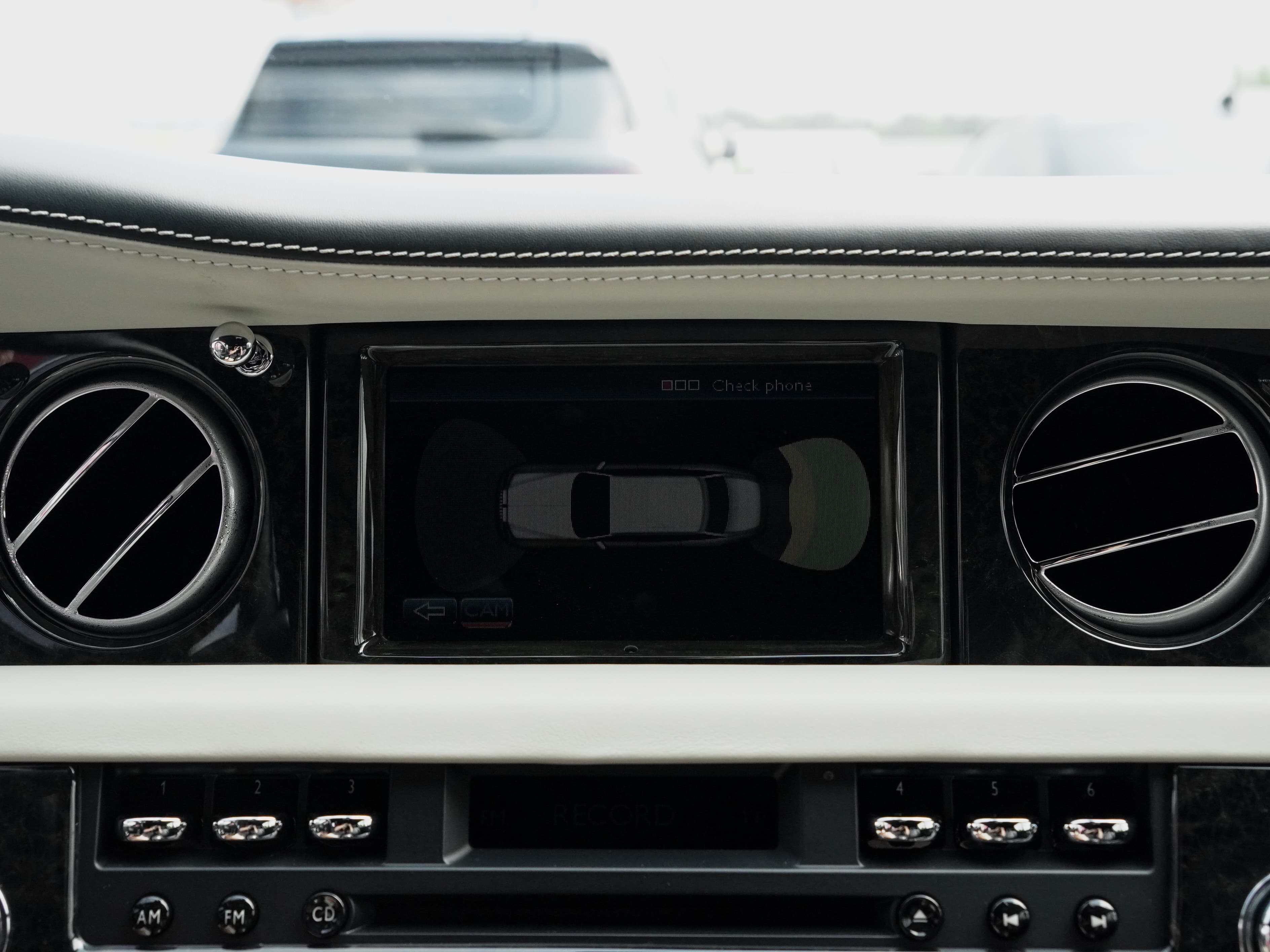 Rolls-Royce Phantom — фото 16