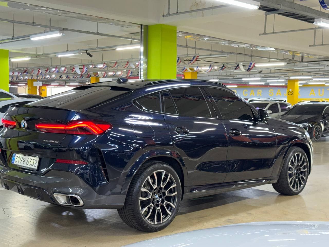 BMW X6 — фото 7