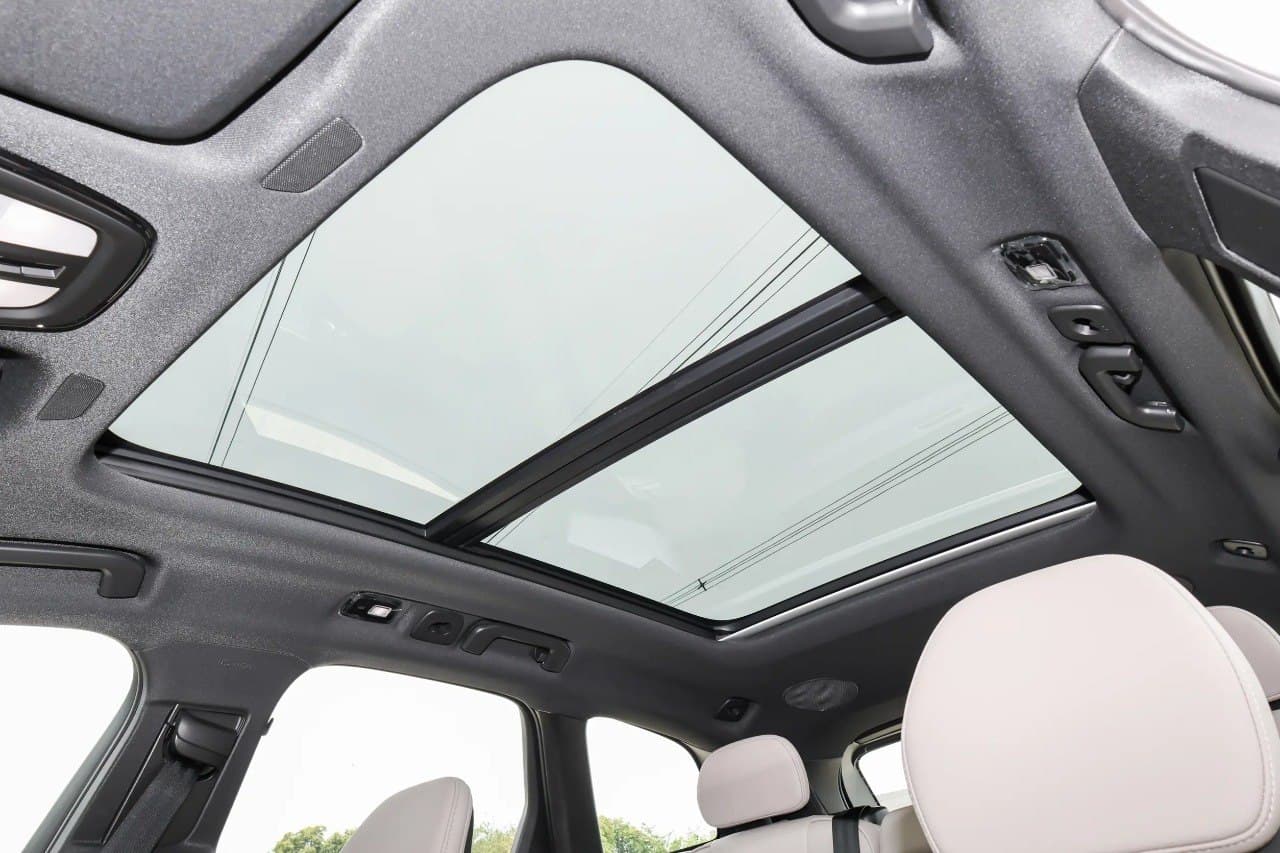 Volvo XC60 — фото 13