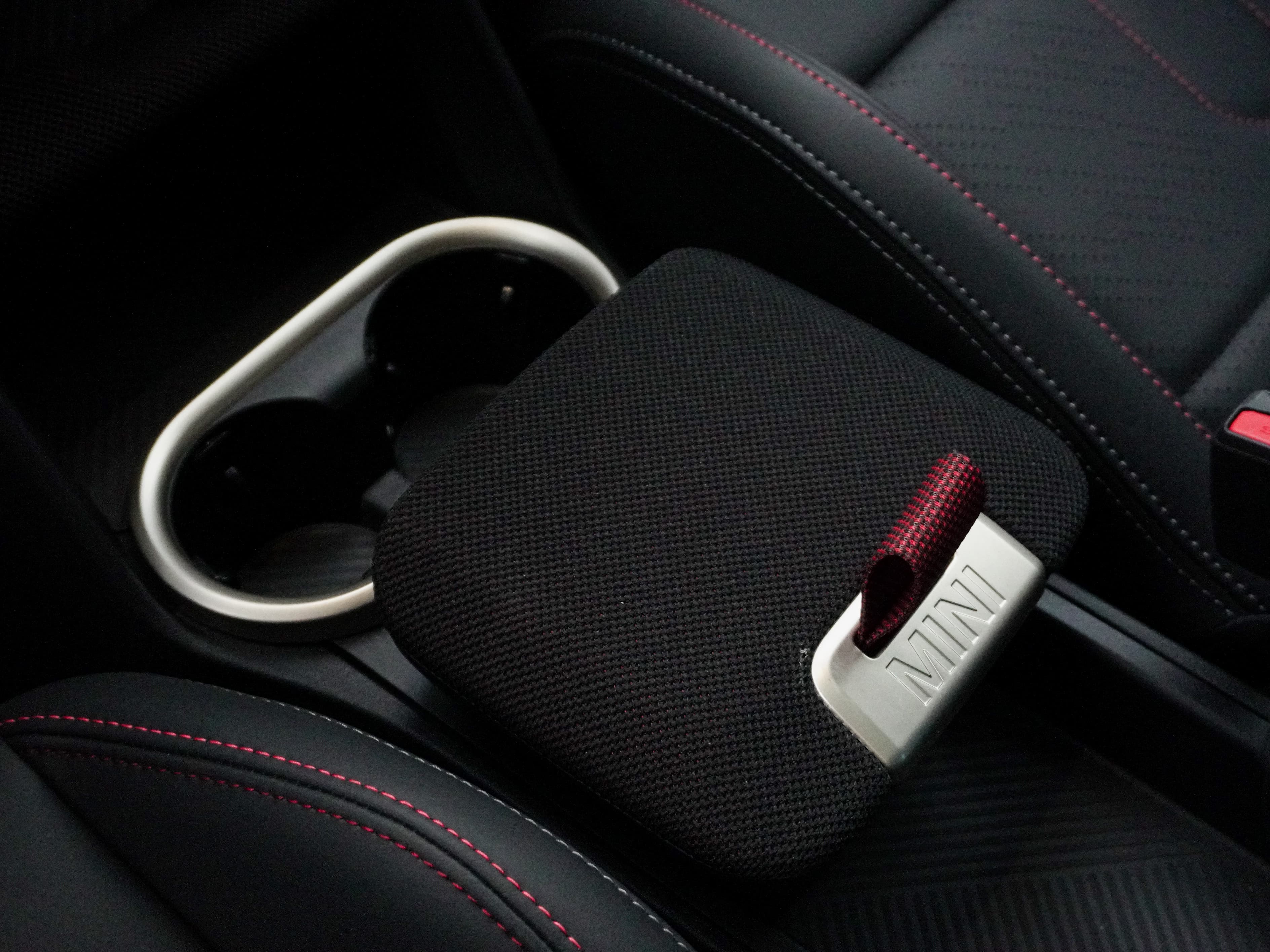 MINI John Cooper Works Countryman — фото 18
