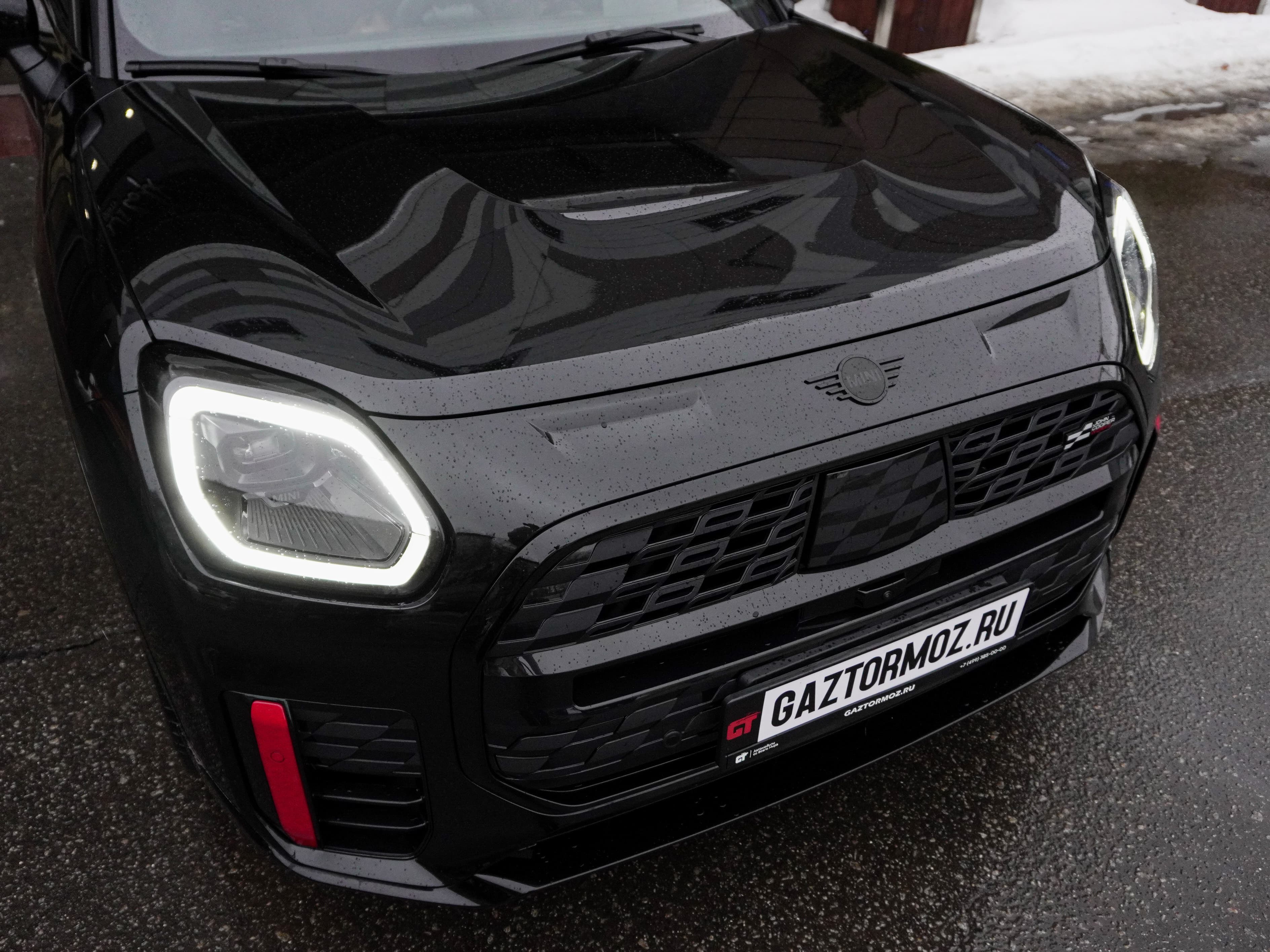 MINI John Cooper Works Countryman — фото 30