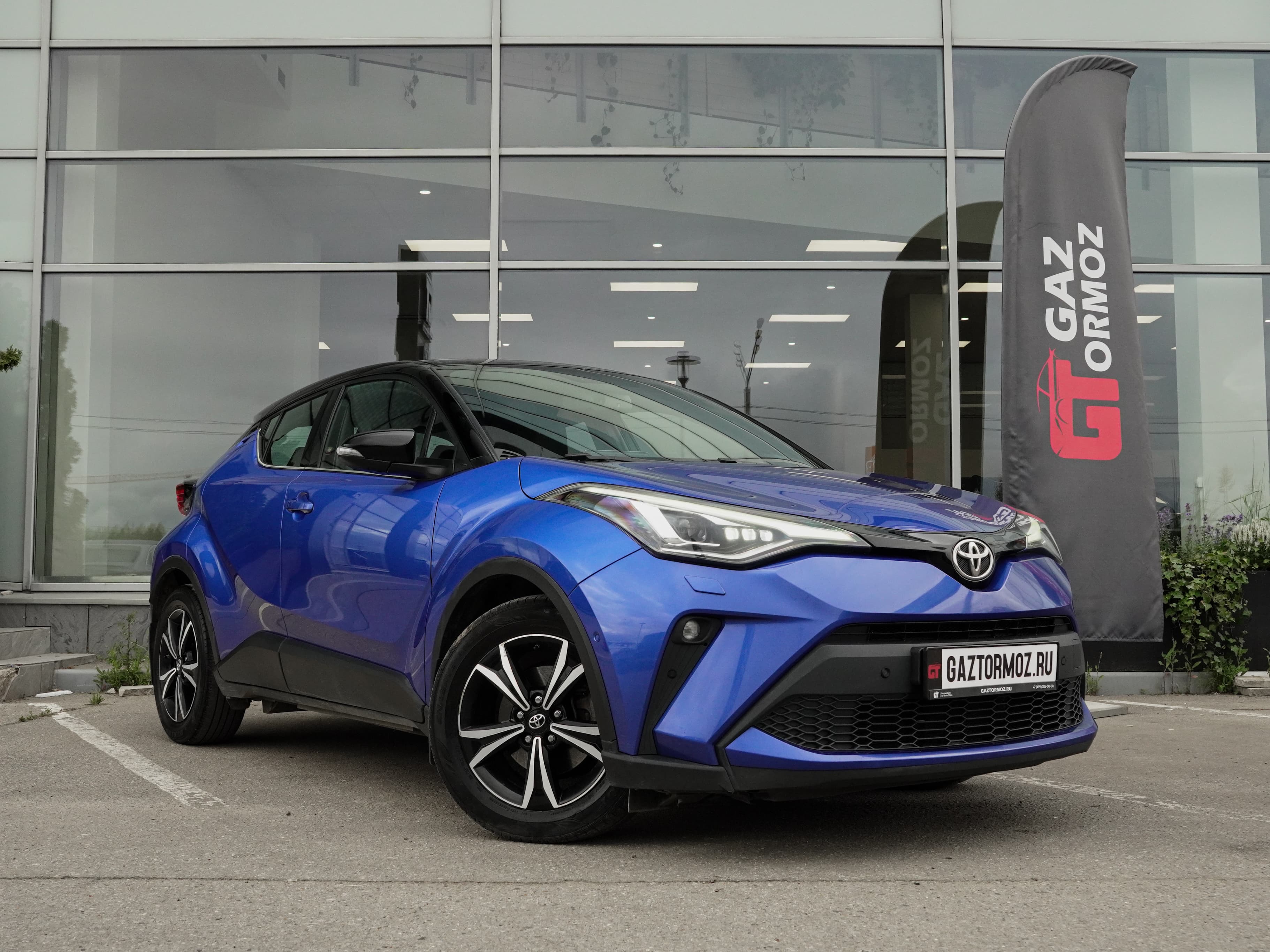Toyota C-HR — фото 3
